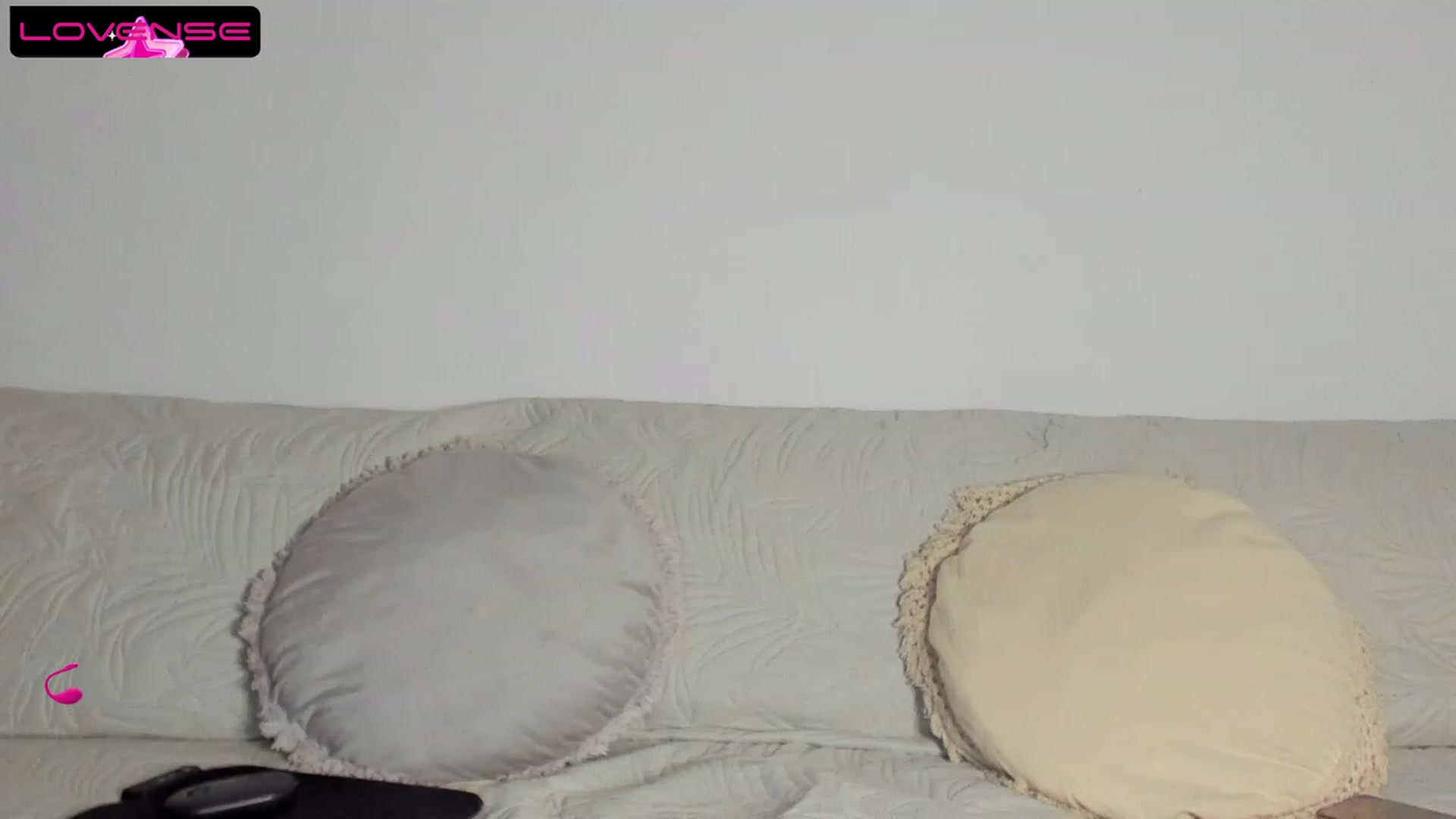 Gallery image thumbnail from MissAisha_'s myfreecams stream on, 04/07/2023, 17:20 image 11 of 20