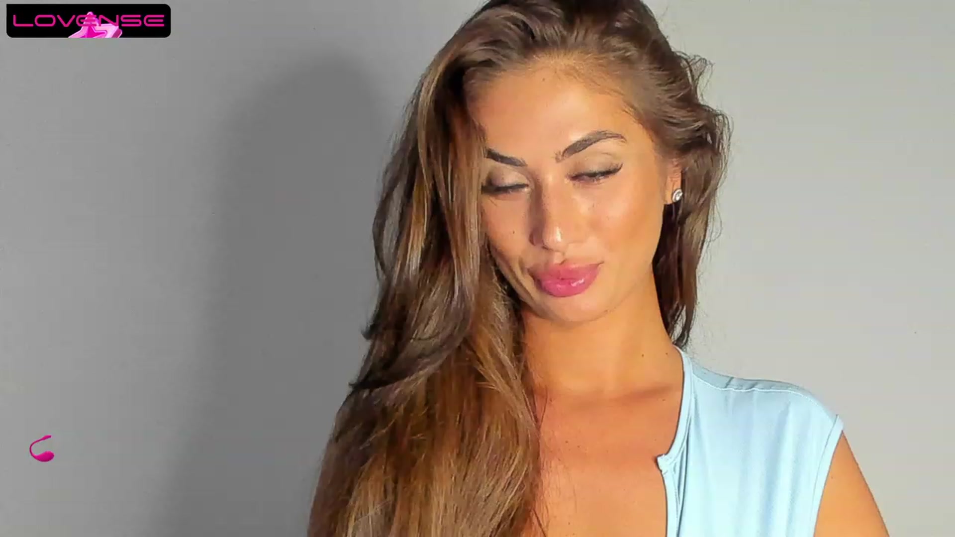 Gallery image thumbnail from MissAisha_'s myfreecams stream on, 05/03/2023, 17:38 image 2 of 20