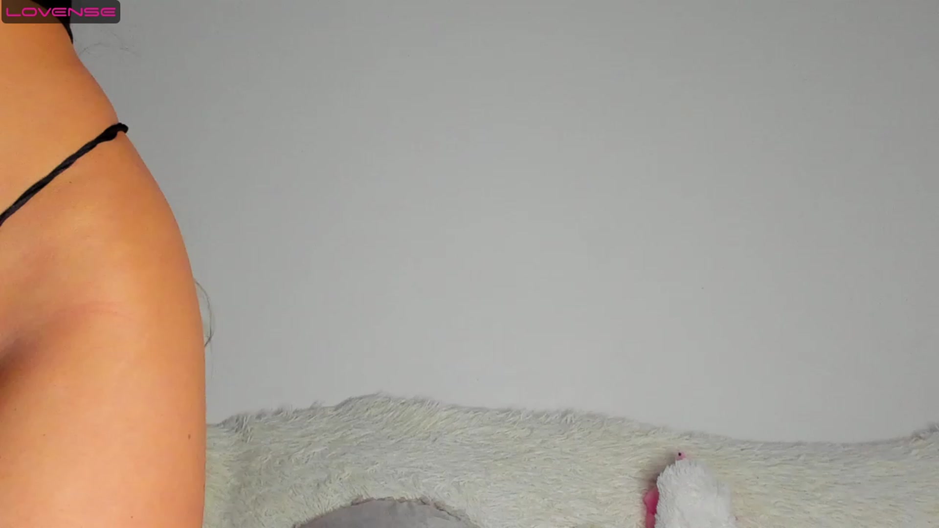 Gallery image thumbnail from MissAisha_'s myfreecams stream on, 06/02/2023, 17:06 image 11 of 20