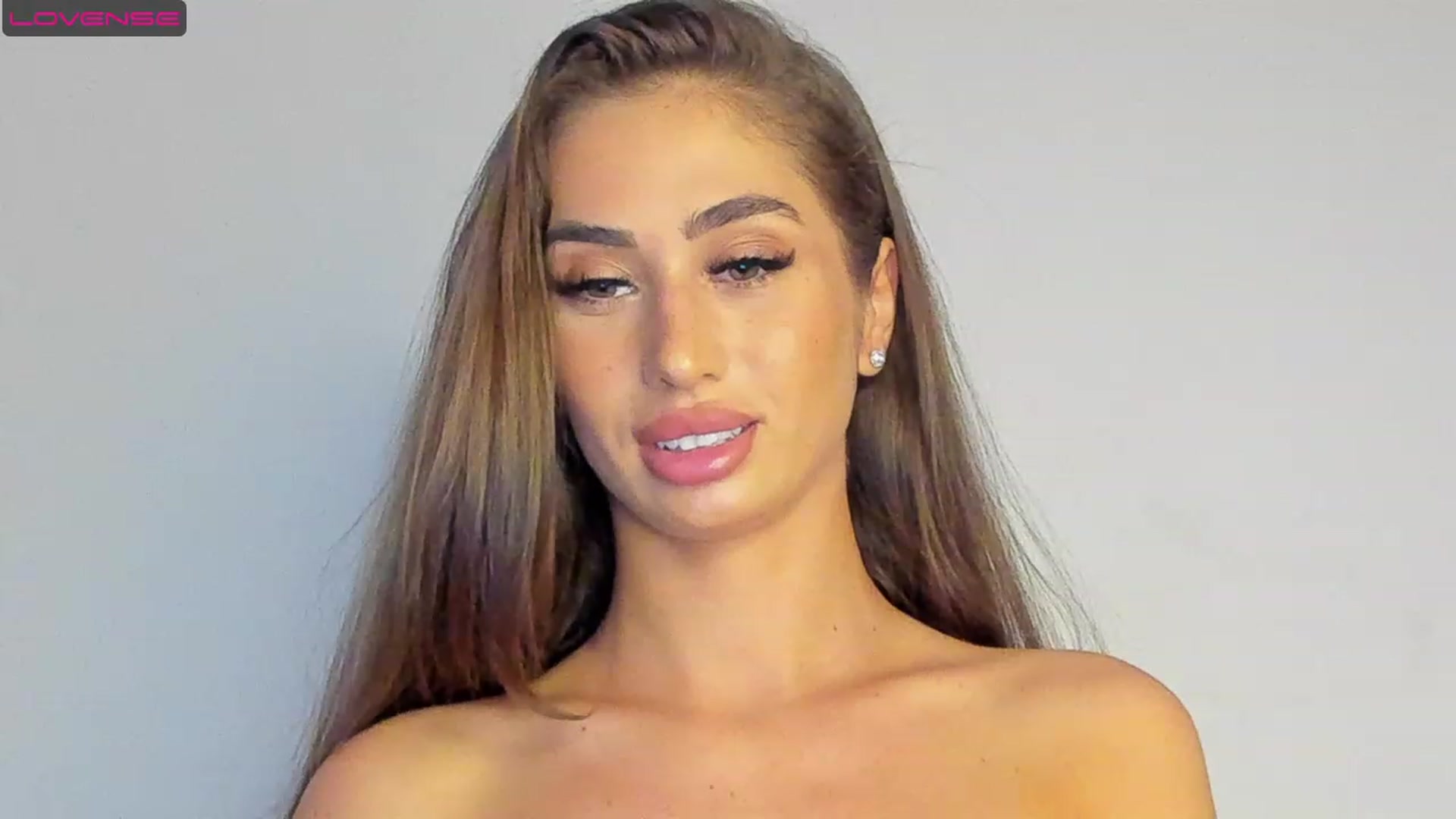 Gallery image thumbnail from MissAisha_'s myfreecams stream on, 07/16/2023, 14:24 image 5 of 20