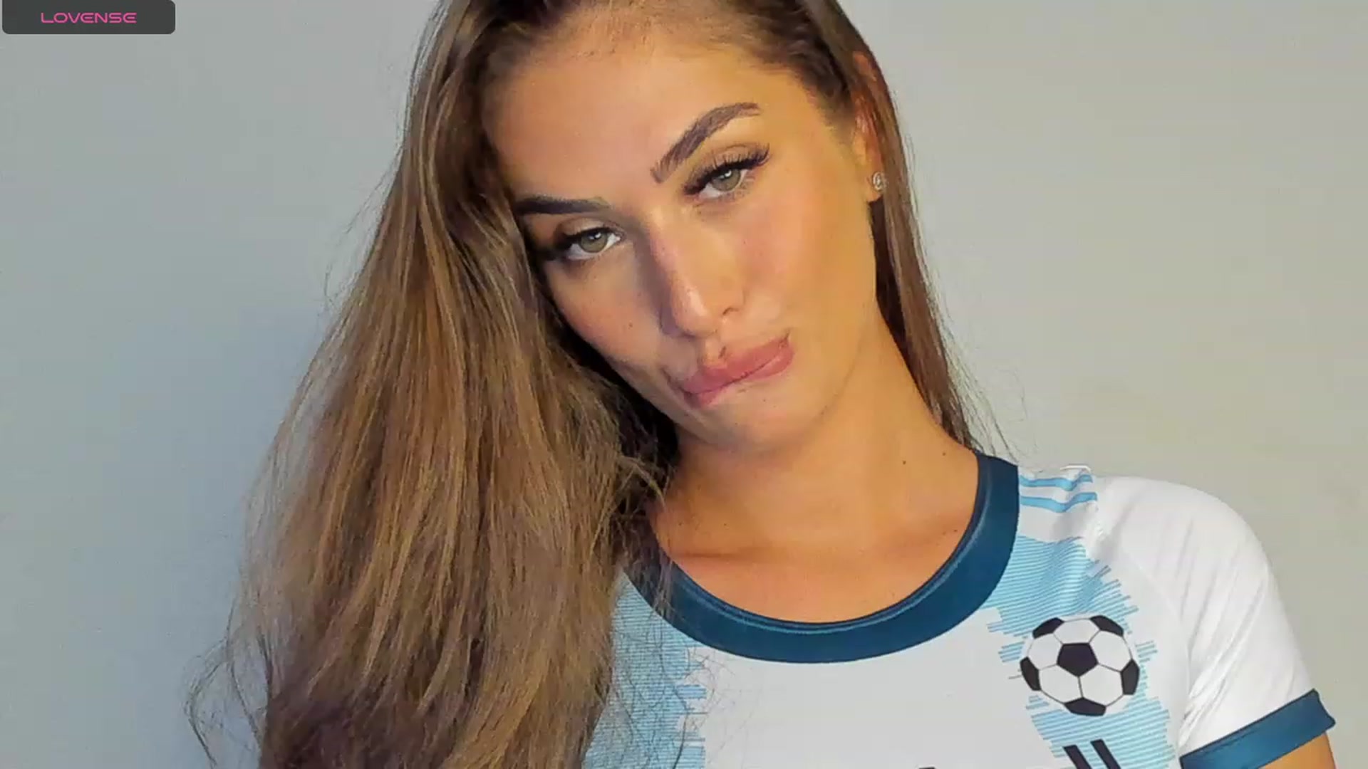 Gallery image thumbnail from MissAisha_'s myfreecams stream on, 08/17/2023, 10:18 image 14 of 20