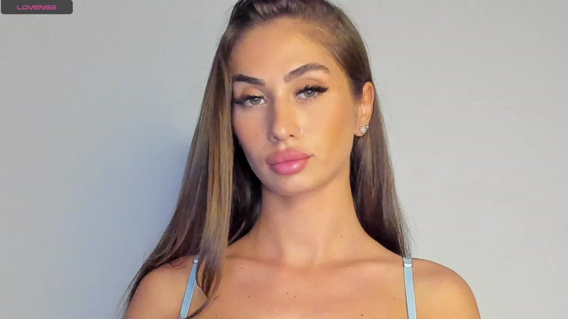 Gallery image thumbnail from MissAisha_'s myfreecams stream on, 09/16/2023, 15:56 image 15 of 20