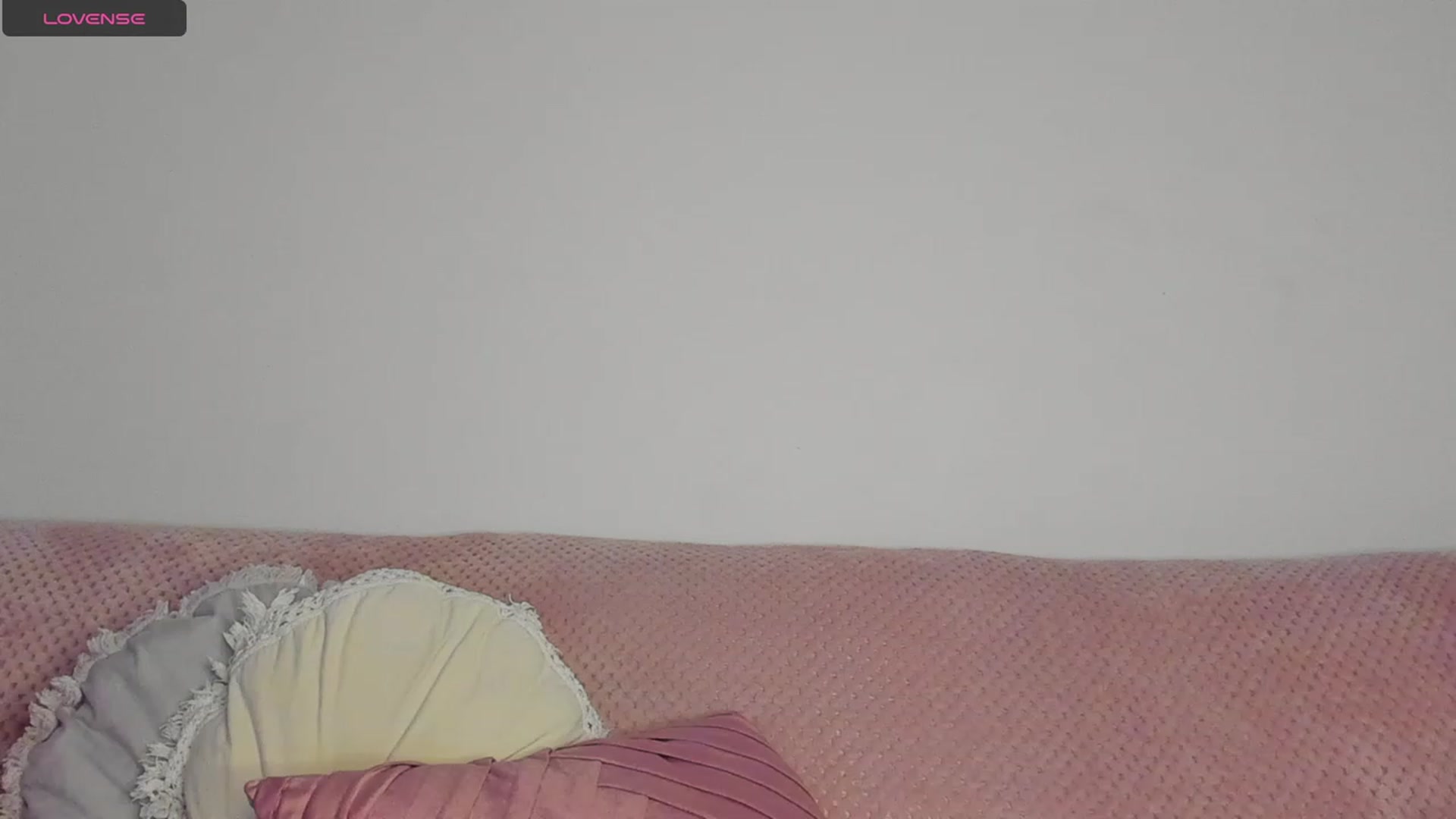 Gallery image thumbnail from MissAisha_'s myfreecams stream on, 12/22/2023, 12:33 image 17 of 20