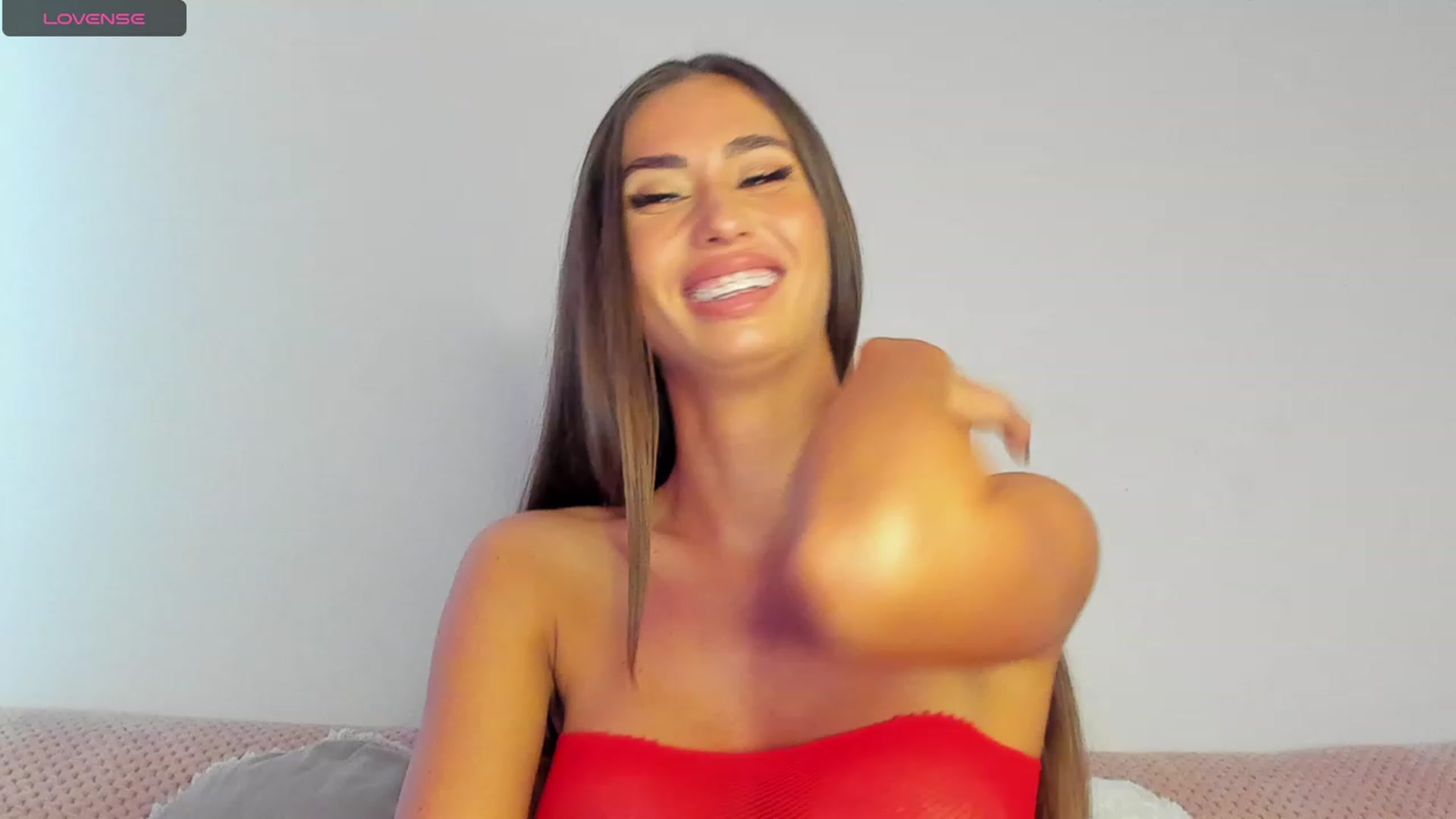 Gallery image thumbnail from MissAisha_'s myfreecams stream on, 12/24/2023, 10:53 image 13 of 20