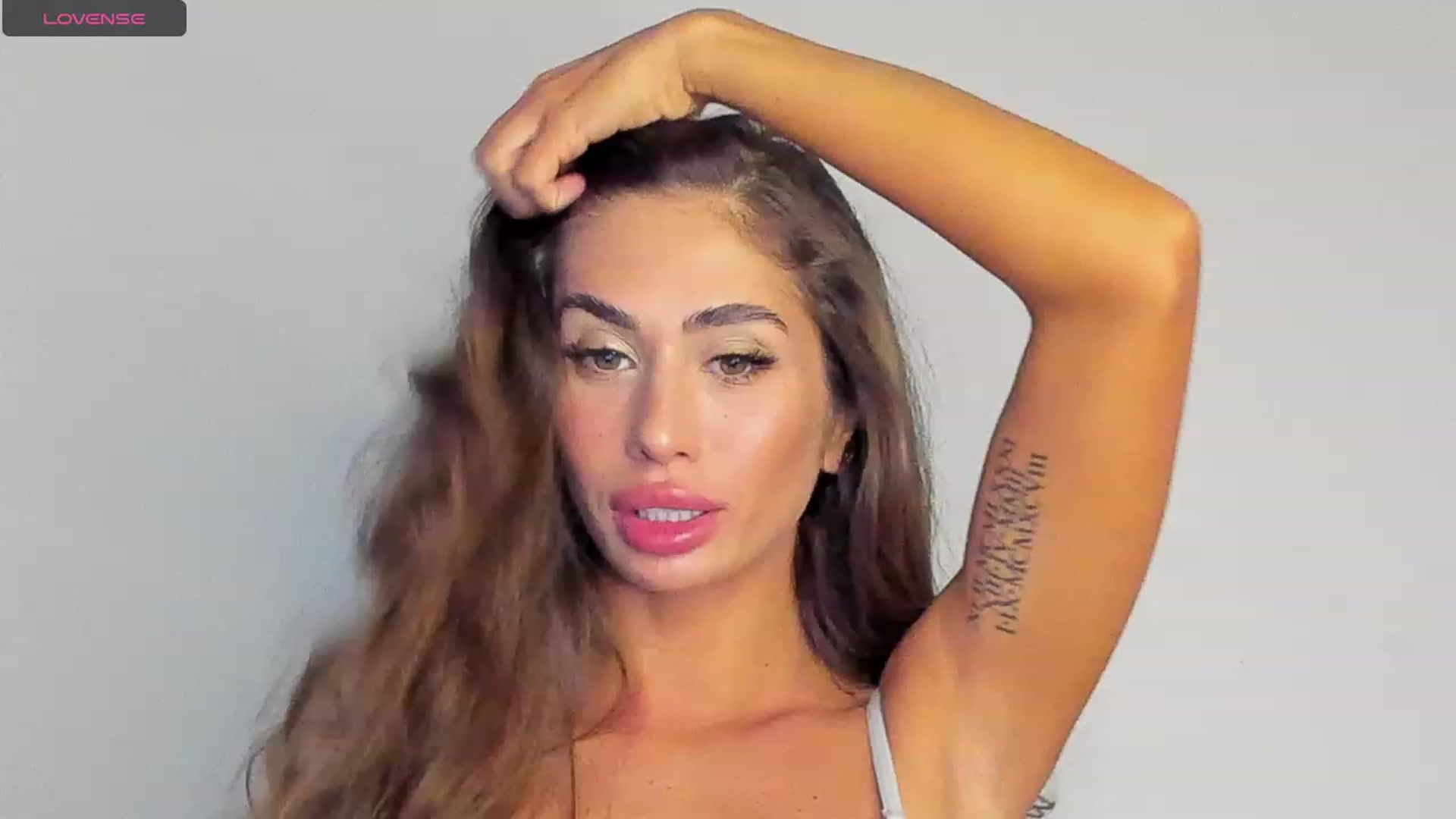 Gallery image thumbnail from MissAisha_'s myfreecams stream on, 02/15/2024, 10:27 image 10 of 20