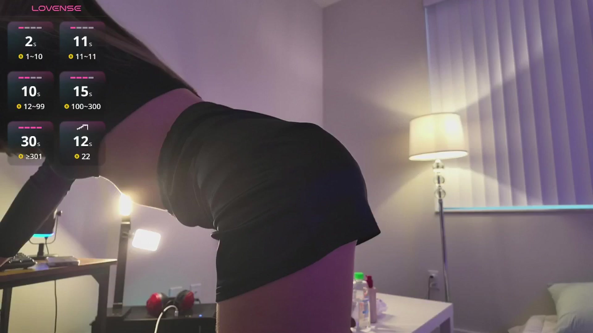 Gallery image thumbnail from MissAlexQuinn's myfreecams stream on, 04/10/2025, 24:03 image 3 of 20