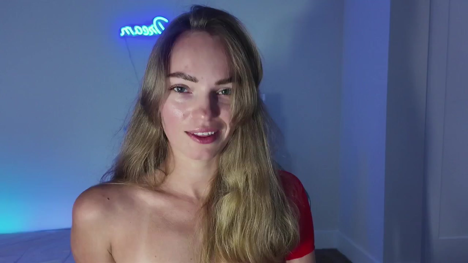 Gallery image thumbnail from MissAlexQuinn's myfreecams stream on, 04/18/2025, 02:10 image 2 of 20