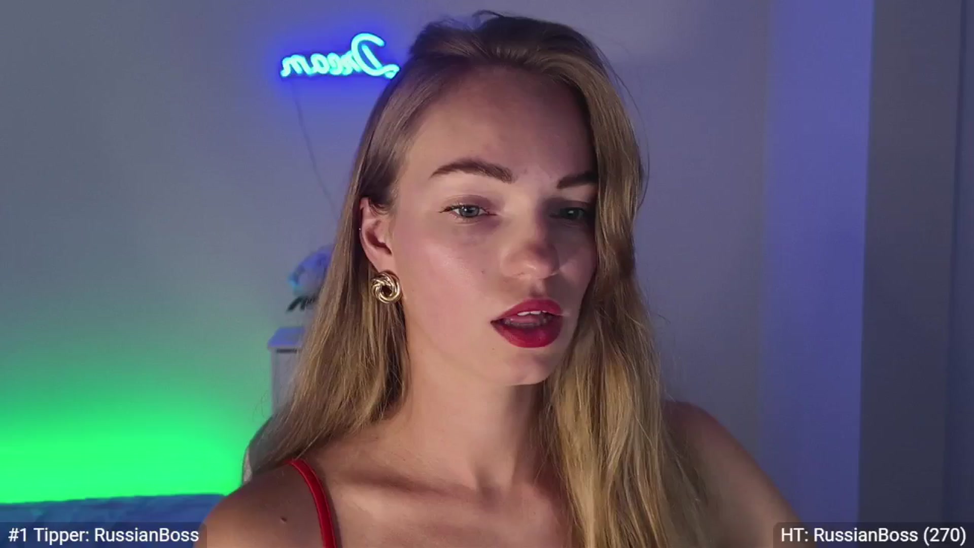 Gallery image thumbnail from MissAlexQuinn's myfreecams stream on, 04/24/2025, 06:05 image 13 of 20