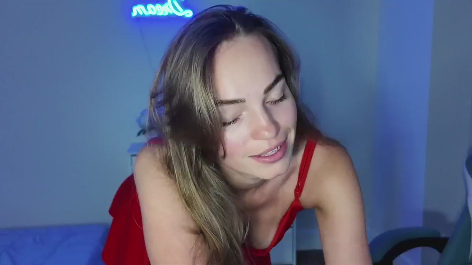 Gallery image thumbnail from MissAlexQuinn's myfreecams stream on, 05/01/2025, 03:38 image 2 of 20