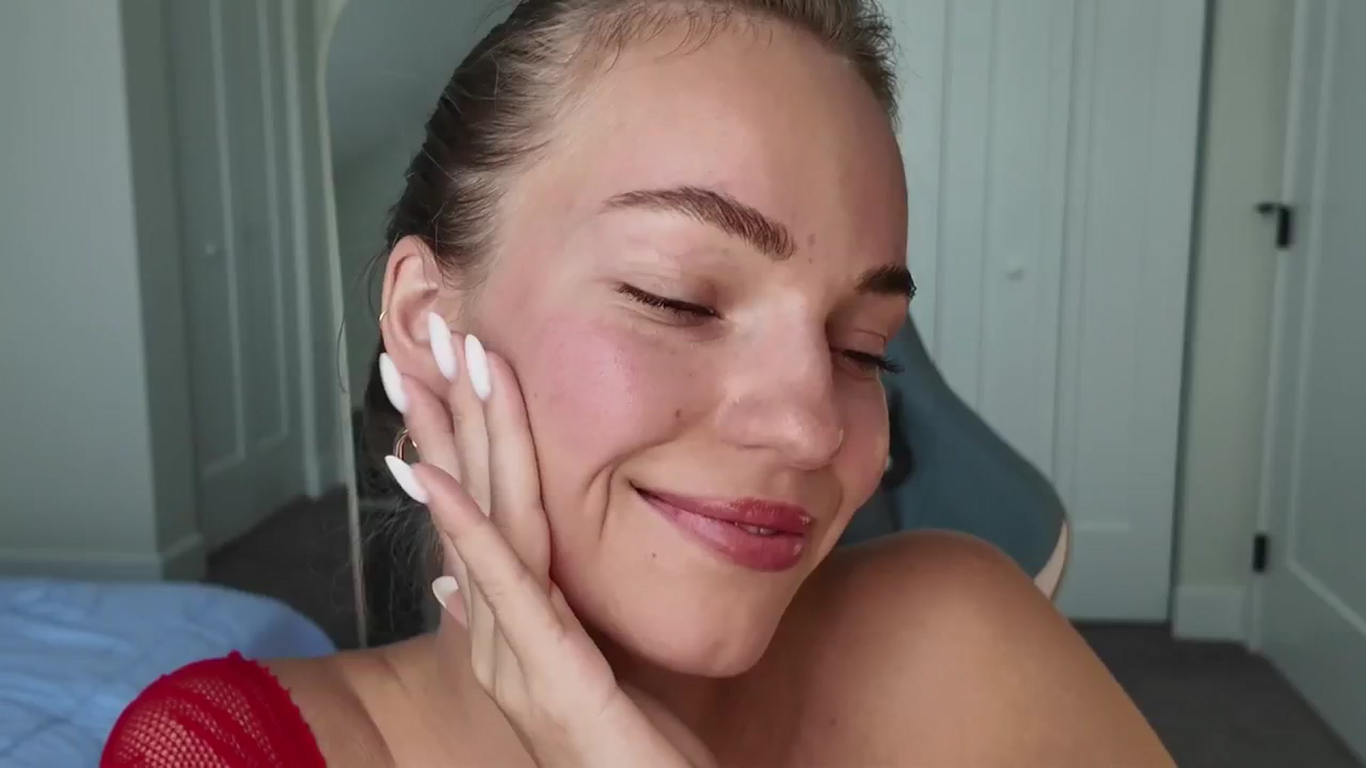 Gallery image thumbnail from MissAlexQuinn's myfreecams stream on, 07/15/2025, 20:02 image 15 of 20