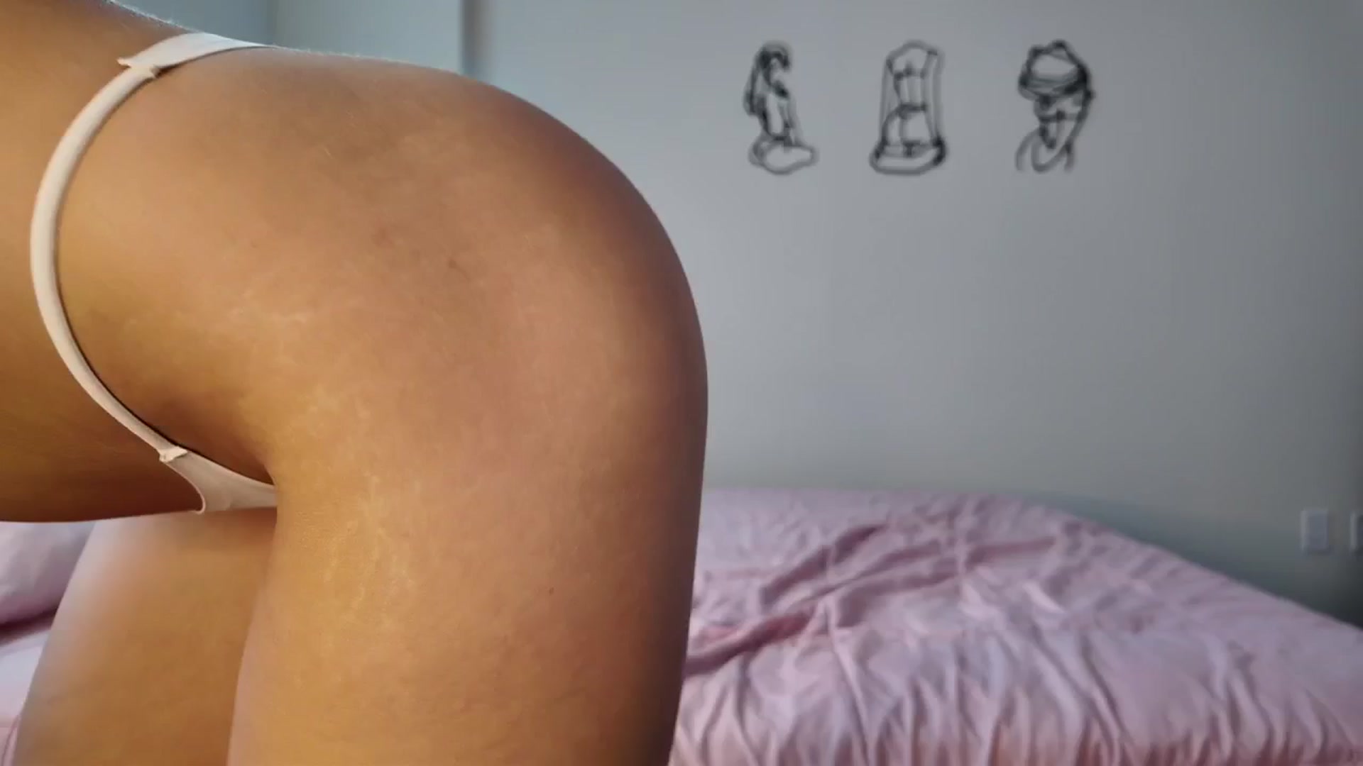 Gallery image thumbnail from MissAlexQuinn's myfreecams stream on, 08/30/2025, 18:44 image 10 of 20