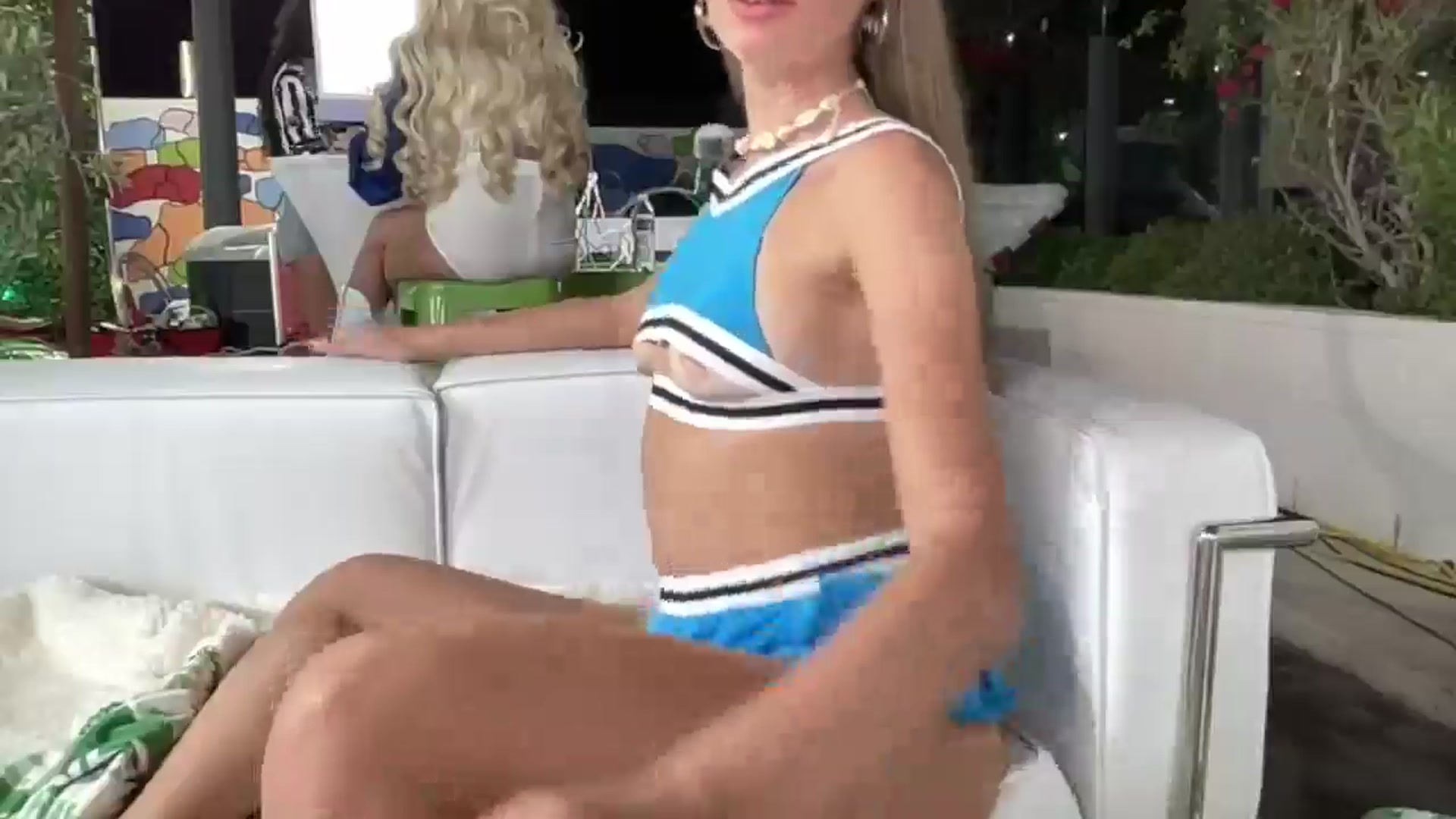 Gallery image thumbnail from MissAlexQuinn's myfreecams stream on, 10/09/2025, 02:59 image 4 of 20