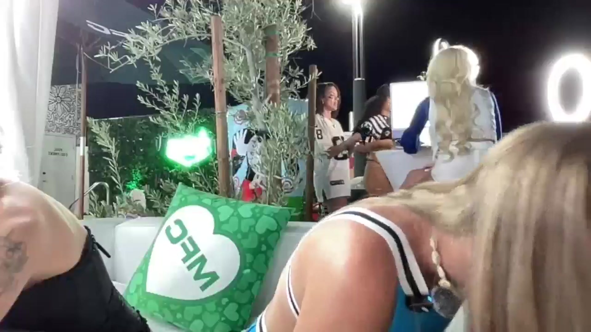 Gallery image thumbnail from MissAlexQuinn's myfreecams stream on, 10/09/2025, 04:37 image 9 of 20