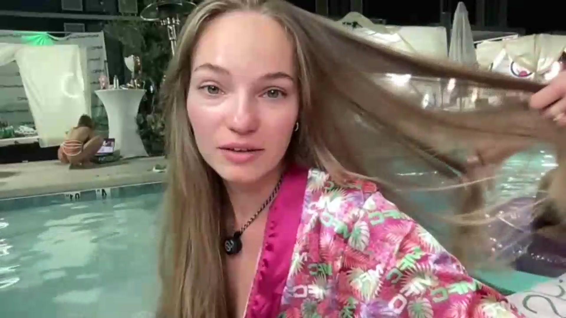 Gallery image thumbnail from MissAlexQuinn's myfreecams stream on, 05/21/2026, 03:52 image 8 of 20