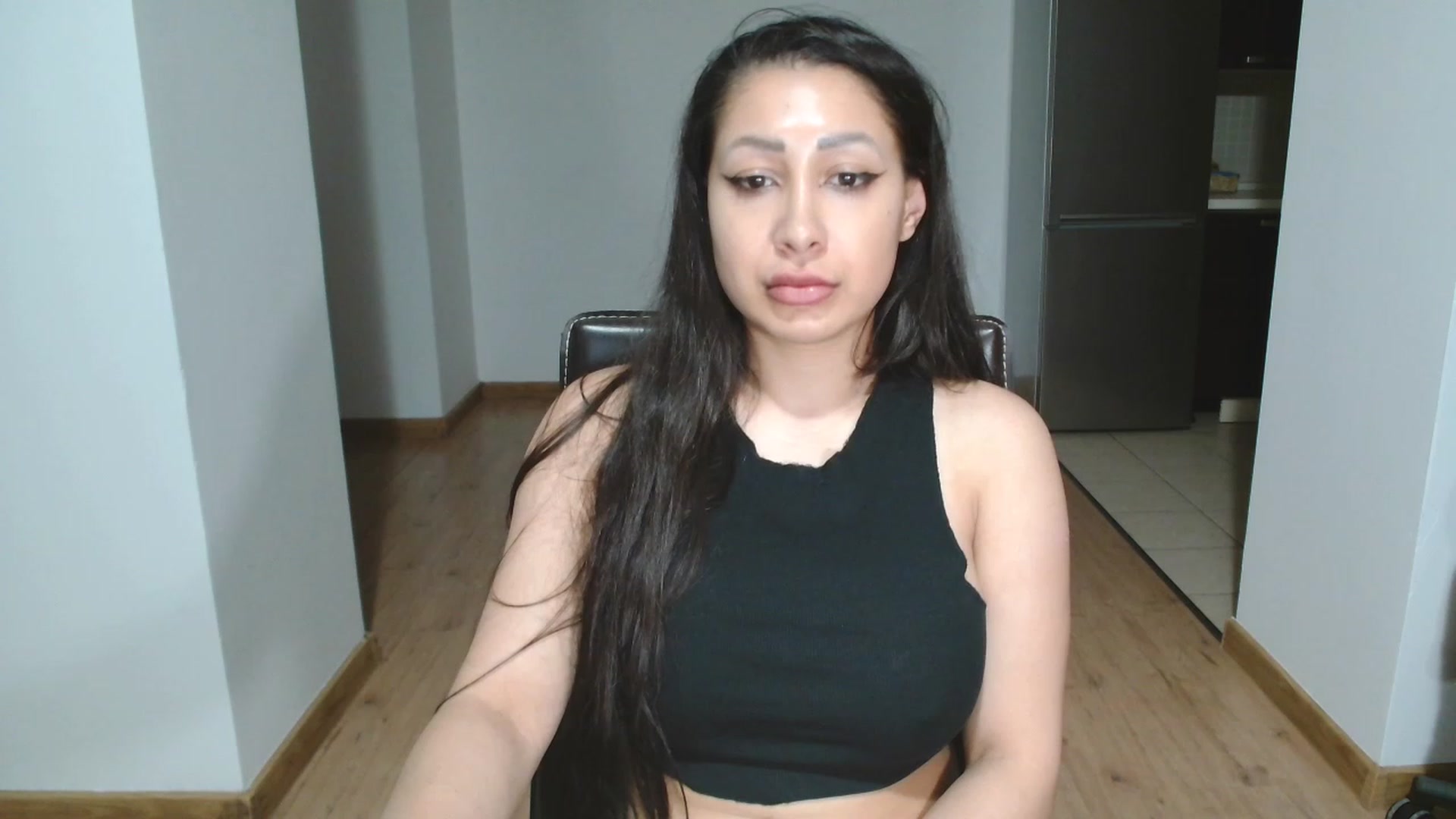Gallery image thumbnail from MissAlice132's myfreecams stream on, 06/12/2023, 23:31 image 1 of 20