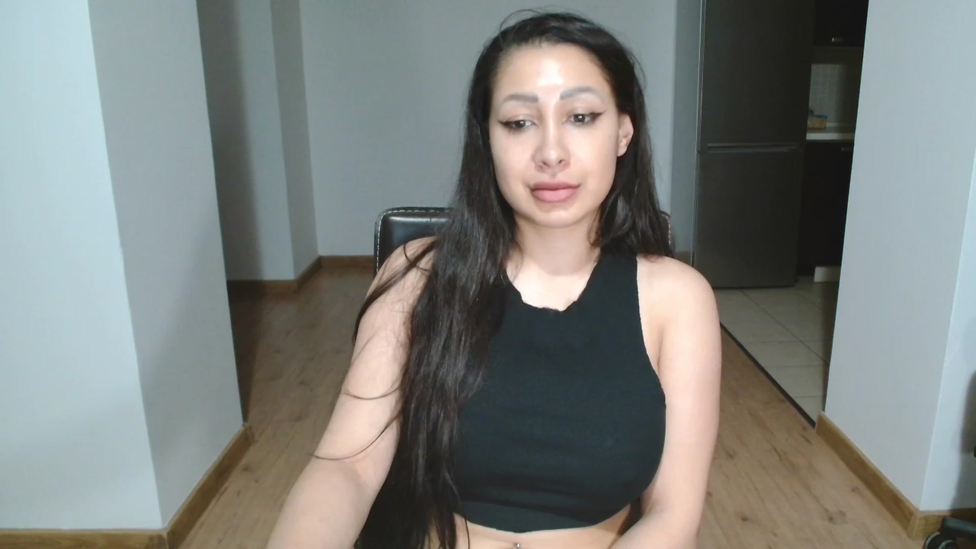 Gallery image thumbnail from MissAlice132's myfreecams stream on, 06/12/2023, 23:31 image 2 of 20