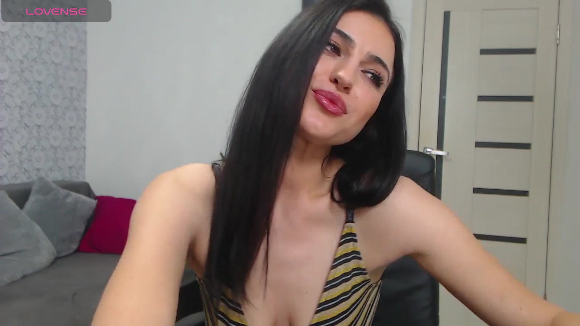 Gallery image thumbnail from MissAndy's myfreecams stream on, 03/11/2025, 15:06 image 18 of 20