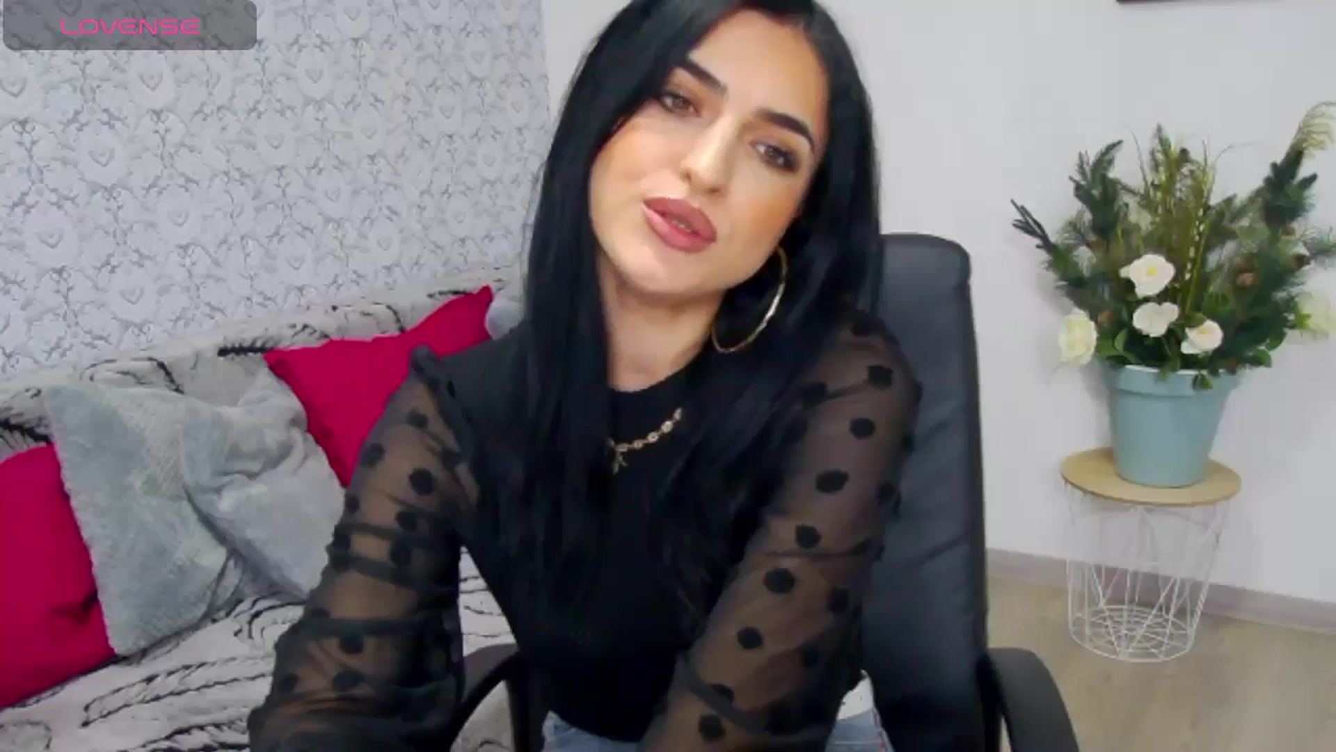 Gallery image thumbnail from MissAndy's myfreecams stream on, 12/27/2025, 14:09 image 4 of 20