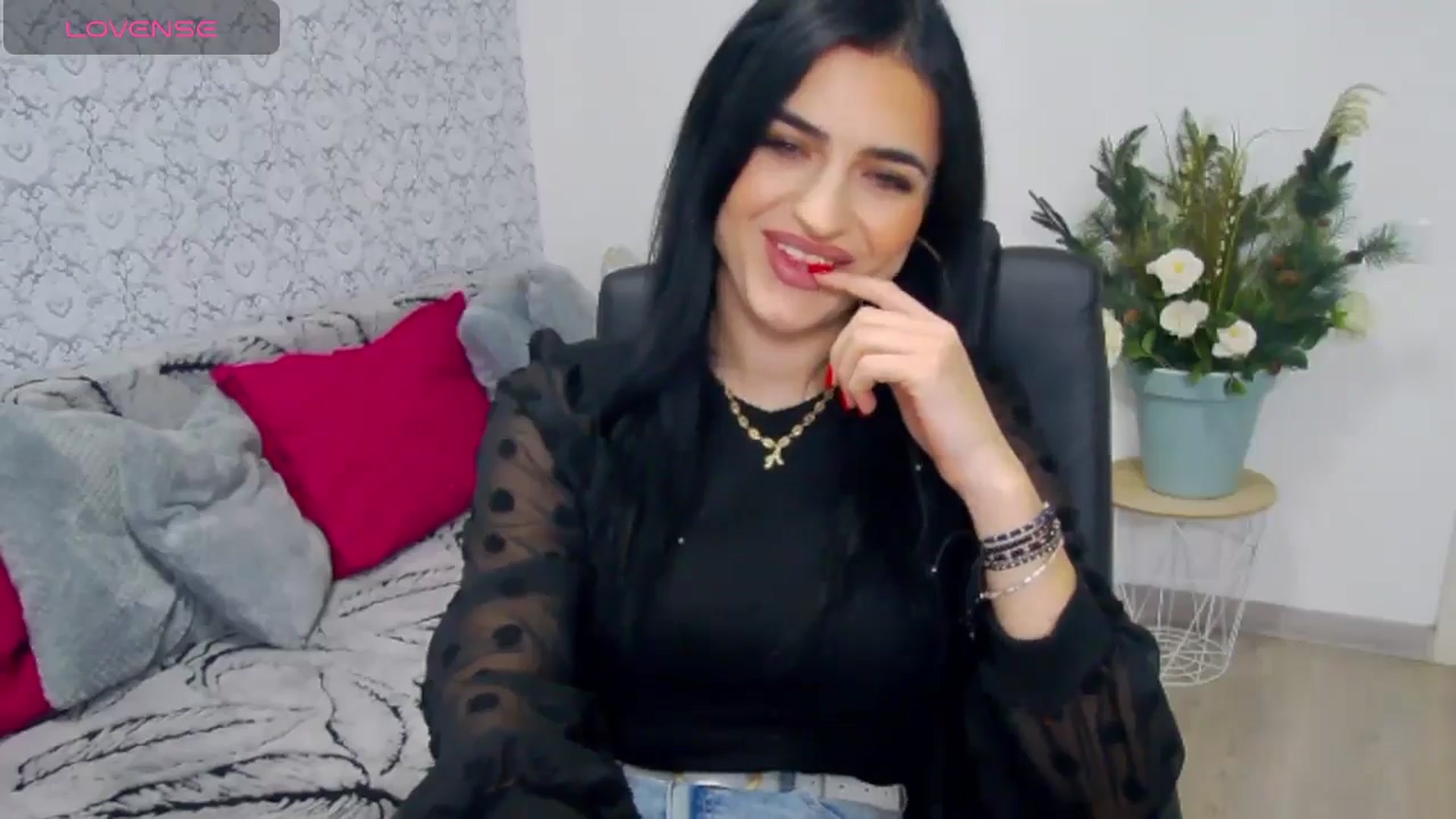 Gallery image thumbnail from MissAndy's myfreecams stream on, 12/27/2025, 14:09 image 15 of 20