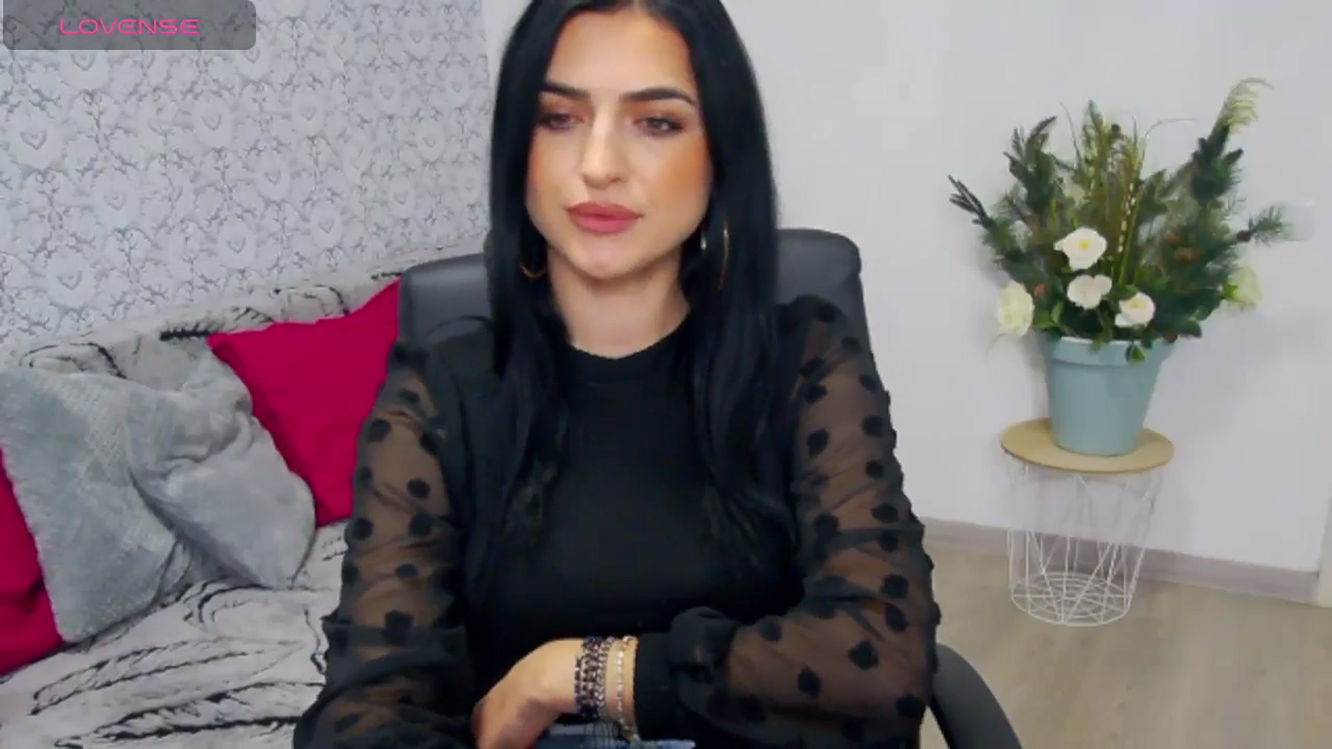Gallery image thumbnail from MissAndy's myfreecams stream on, 12/27/2025, 15:09 image 3 of 20