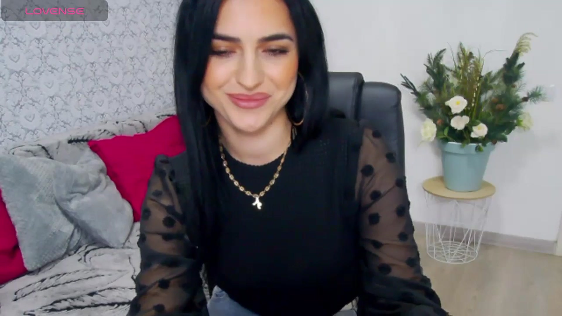 Gallery image thumbnail from MissAndy's myfreecams stream on, 12/27/2025, 15:09 image 8 of 20