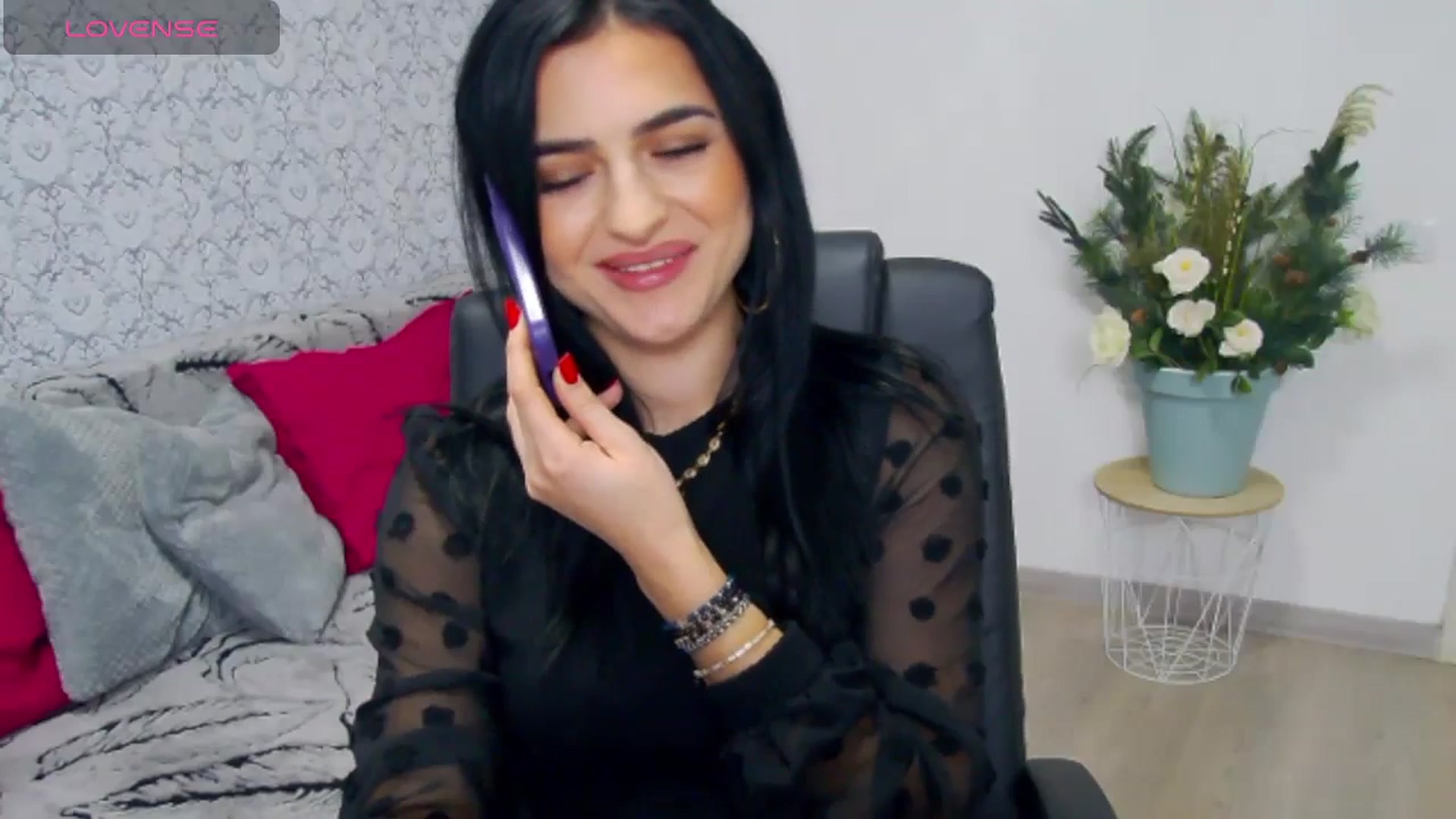 Gallery image thumbnail from MissAndy's myfreecams stream on, 12/27/2025, 15:09 image 18 of 20