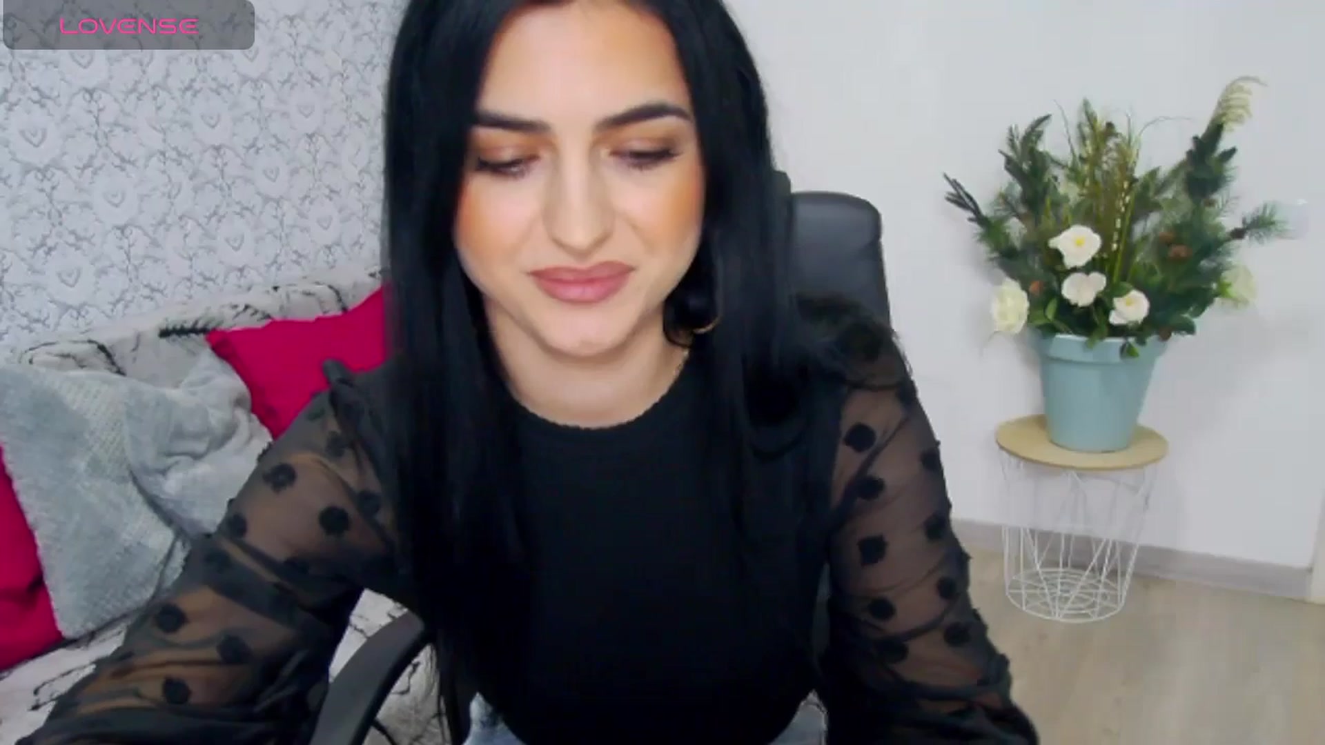Gallery image thumbnail from MissAndy's myfreecams stream on, 12/27/2025, 15:09 image 6 of 20