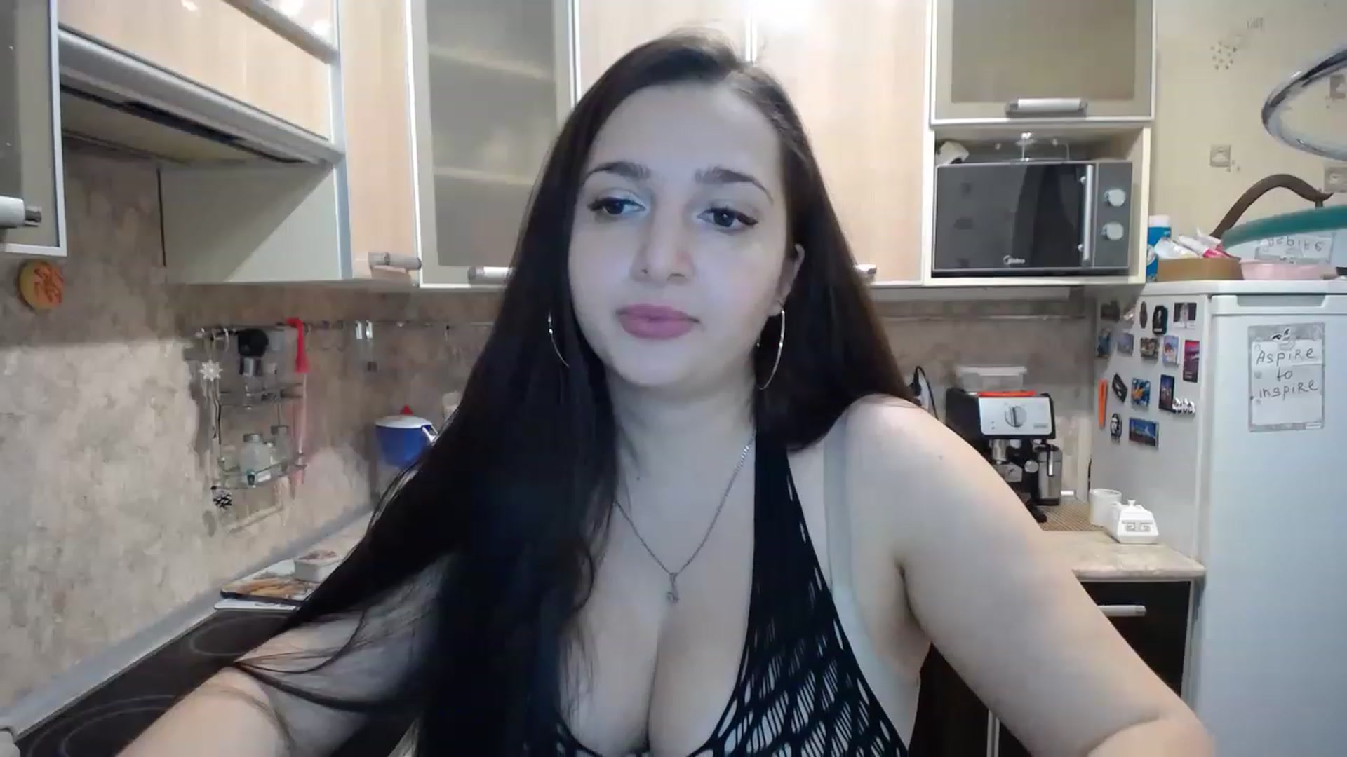 Gallery image thumbnail from MissAnnaC's myfreecams stream on, 11/15/2022, 17:35 image 3 of 20