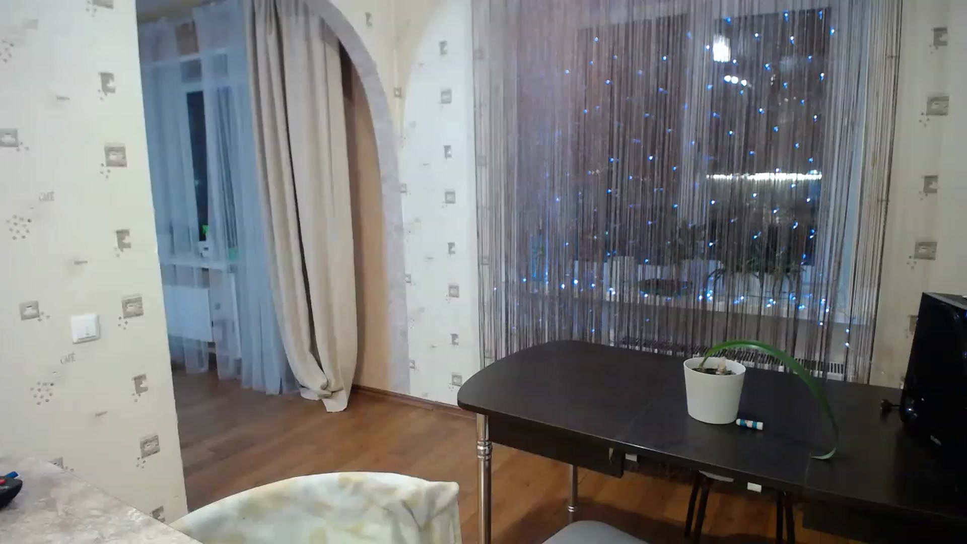 Gallery image thumbnail from MissAnnaC's myfreecams stream on, 12/12/2022, 13:32 image 12 of 20