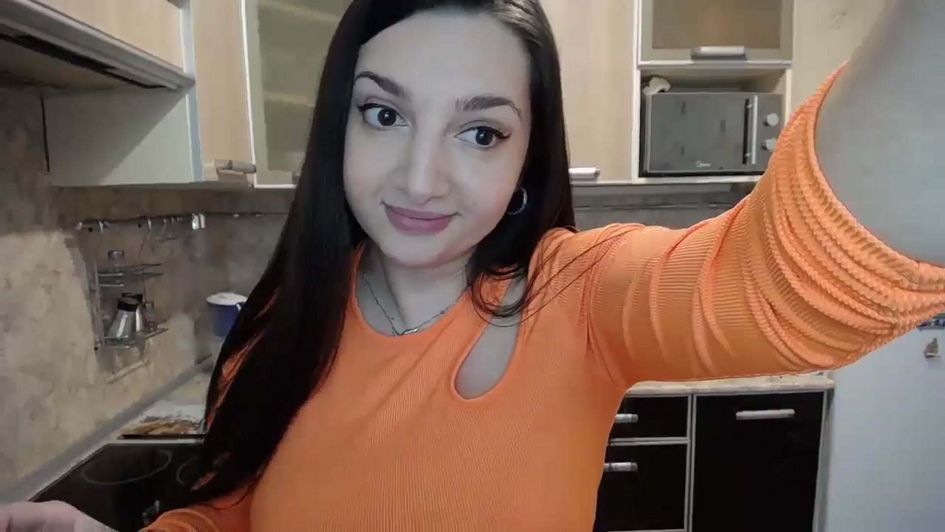 Gallery image thumbnail from MissAnnaC's myfreecams stream on, 04/29/2024, 08:27 image 17 of 20