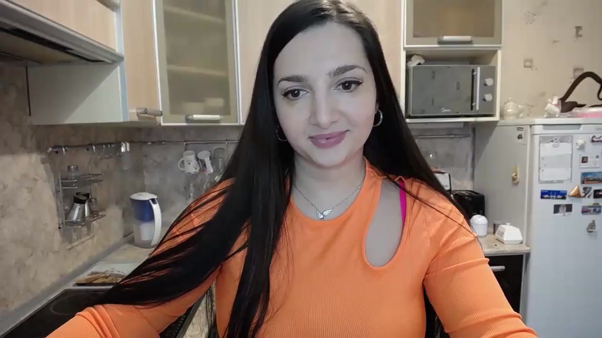 Gallery image thumbnail from MissAnnaC's myfreecams stream on, 04/29/2024, 08:27 image 12 of 20