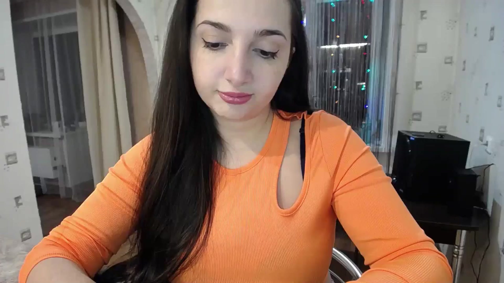 Gallery image thumbnail from MissAnnaC's myfreecams stream on, 05/27/2024, 16:40 image 3 of 20