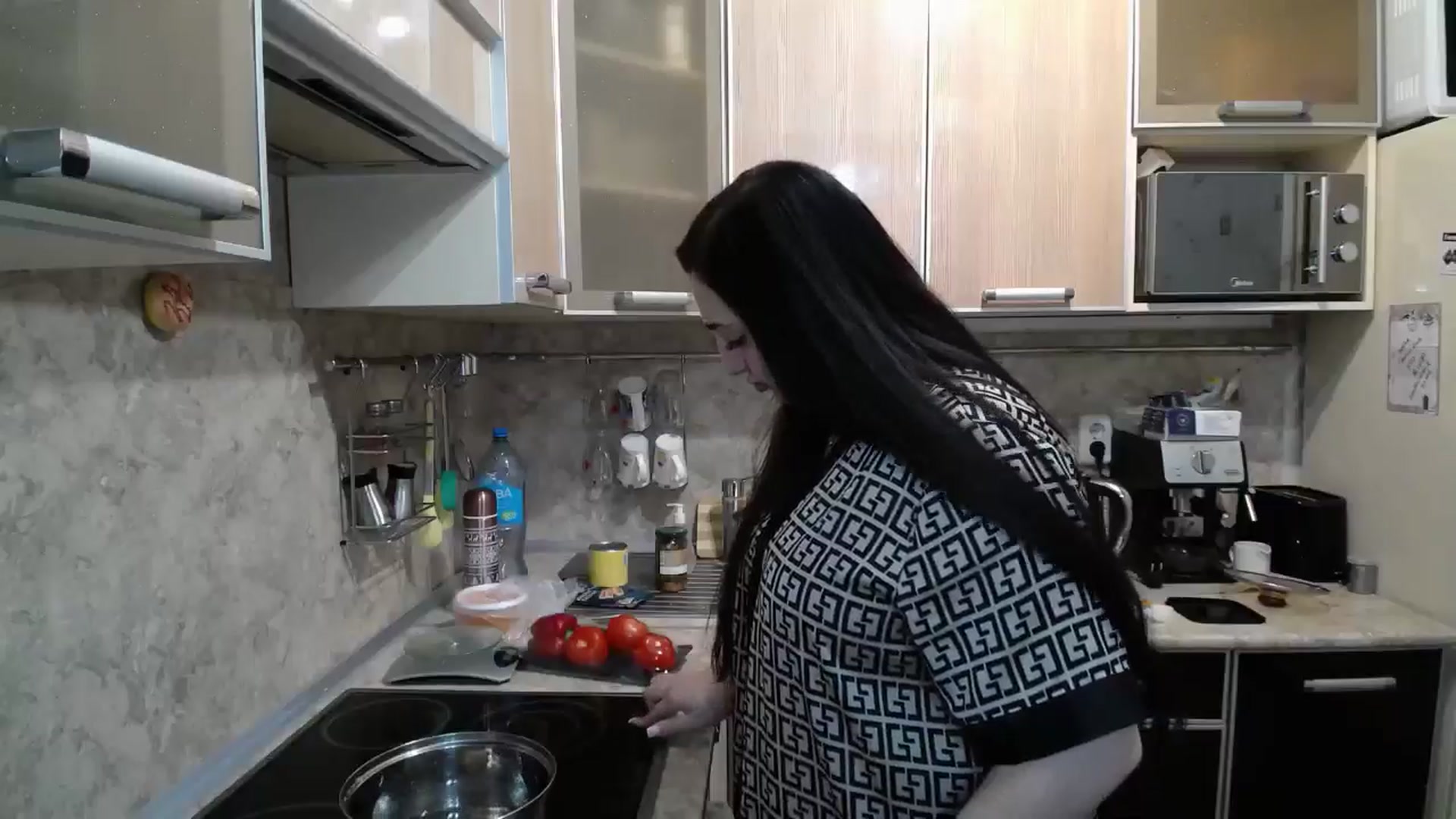Gallery image thumbnail from MissAnnaC's myfreecams stream on, 04/09/2025, 14:53 image 8 of 20
