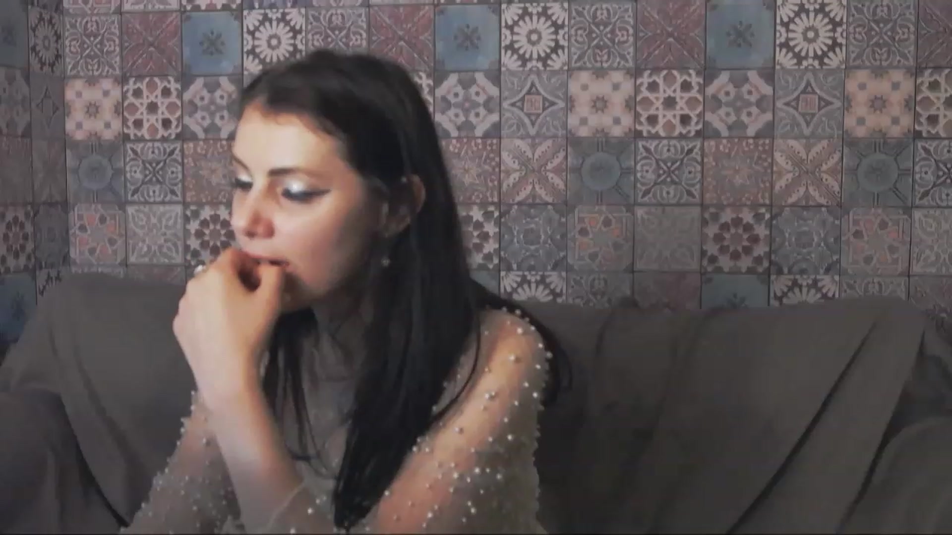 Gallery image thumbnail from MissAracely's myfreecams stream on, 12/05/2022, 24:29 image 11 of 20