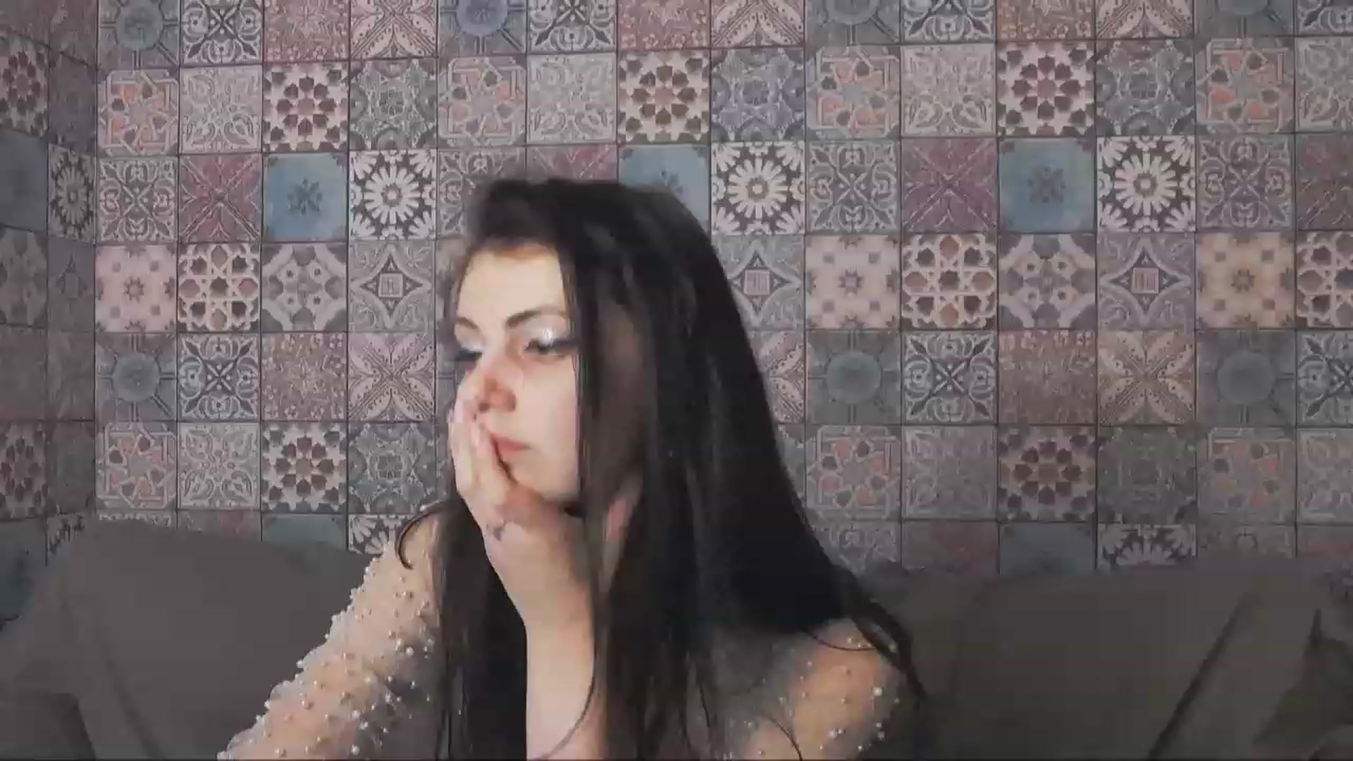 Gallery image thumbnail from MissAracely's myfreecams stream on, 12/05/2022, 24:29 image 4 of 20