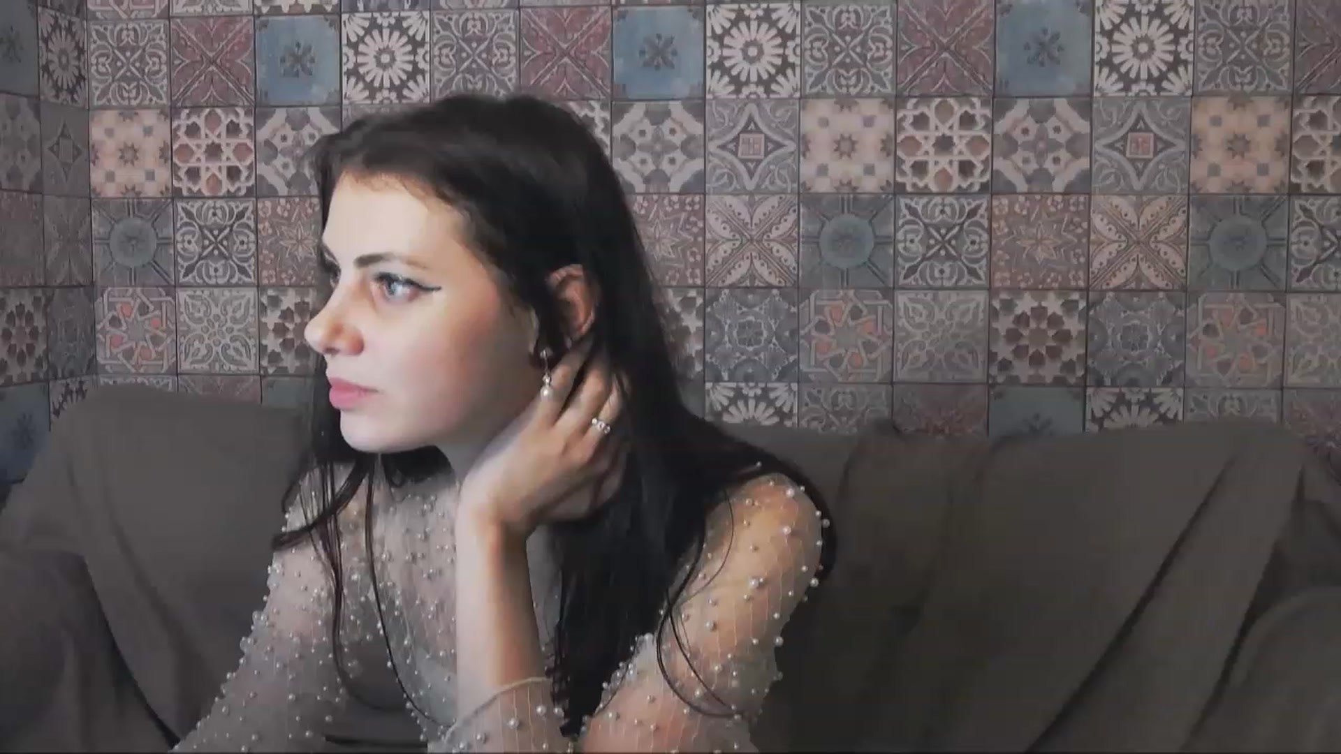 Gallery image thumbnail from MissAracely's myfreecams stream on, 12/05/2022, 24:29 image 9 of 20