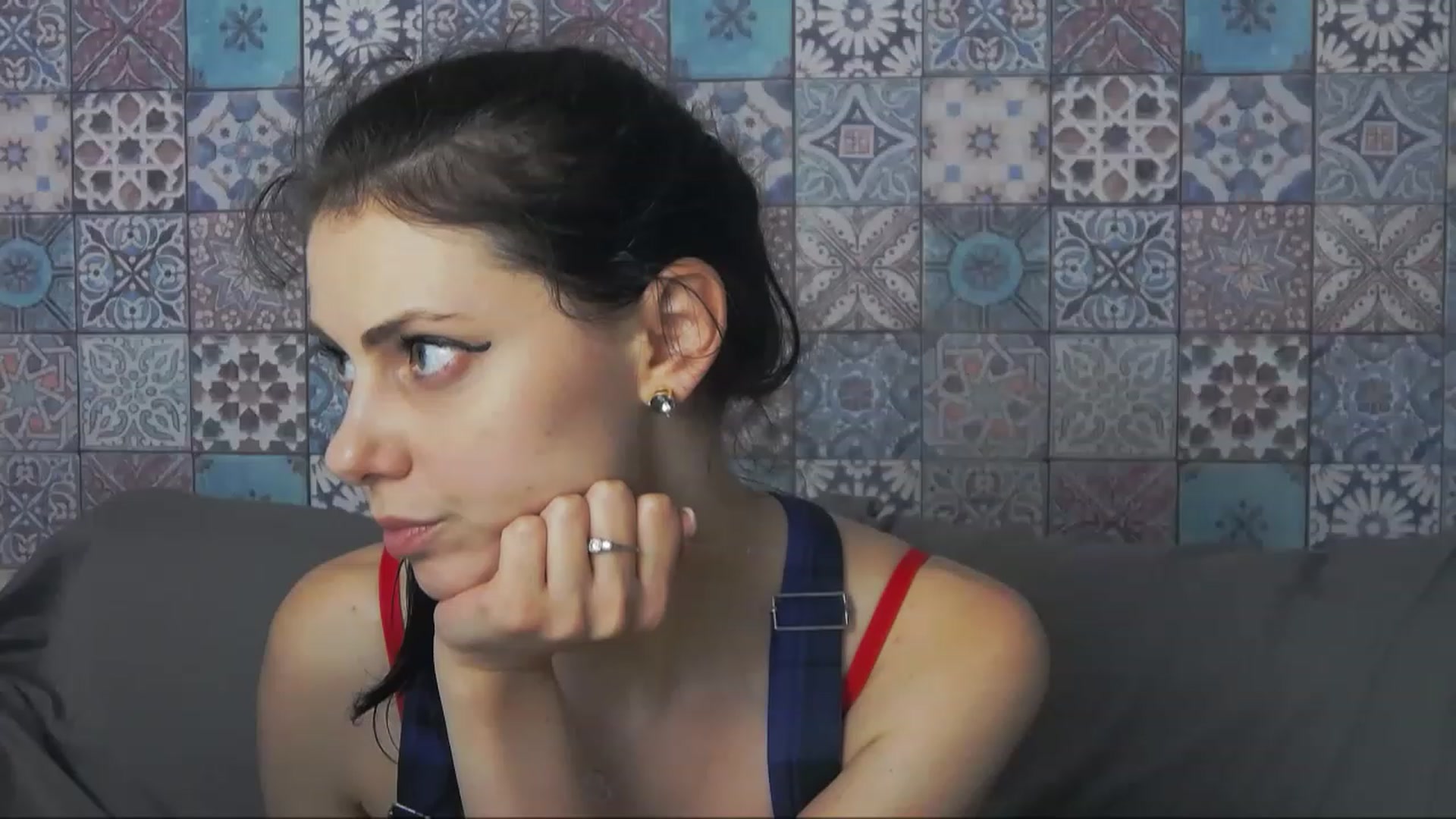 Gallery image thumbnail from MissAracely's myfreecams stream on, 12/07/2022, 19:34 image 13 of 20