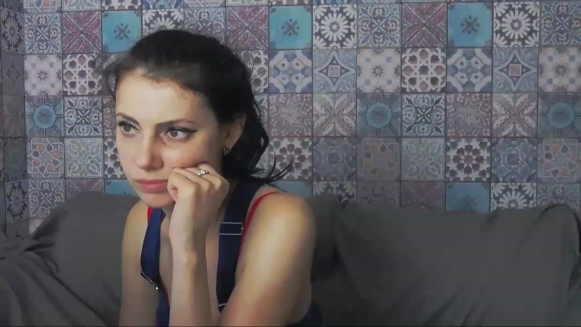 Gallery image thumbnail from MissAracely's myfreecams stream on, 12/07/2022, 22:03 image 6 of 20