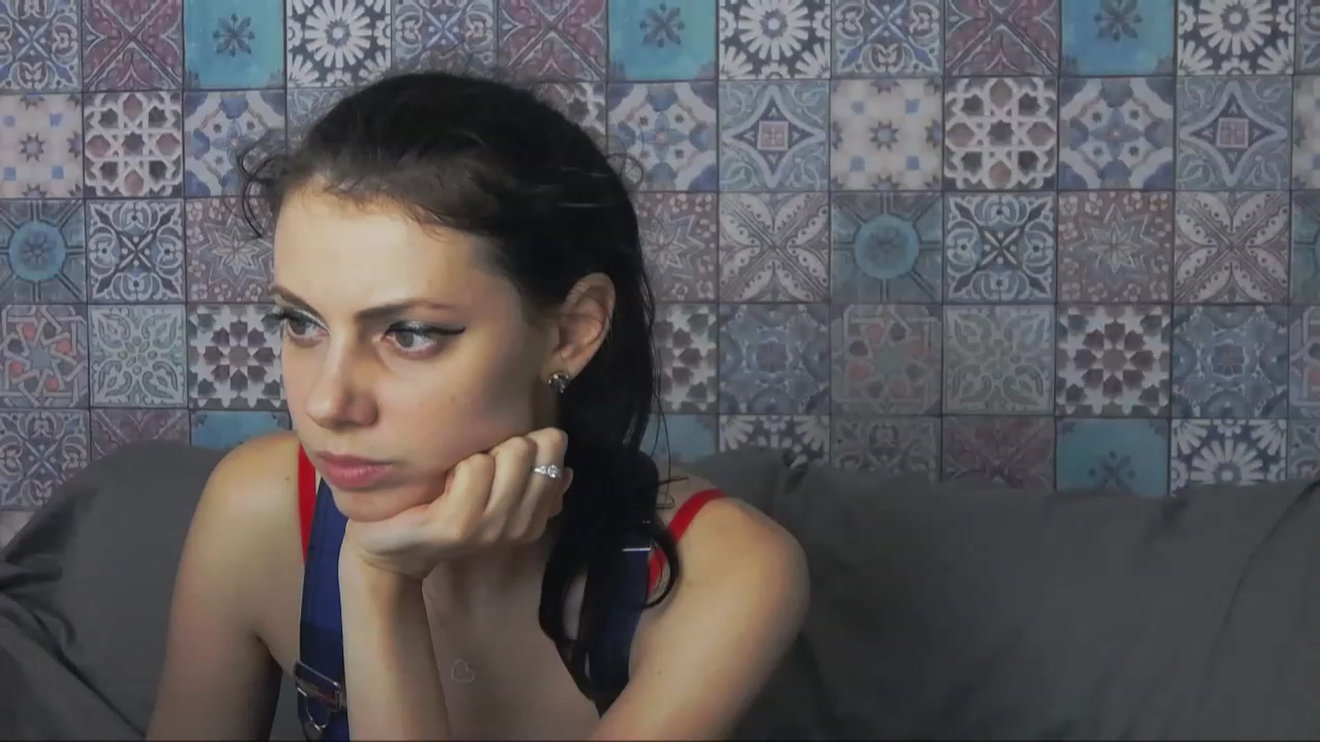 Gallery image thumbnail from MissAracely's myfreecams stream on, 12/07/2022, 22:03 image 1 of 20