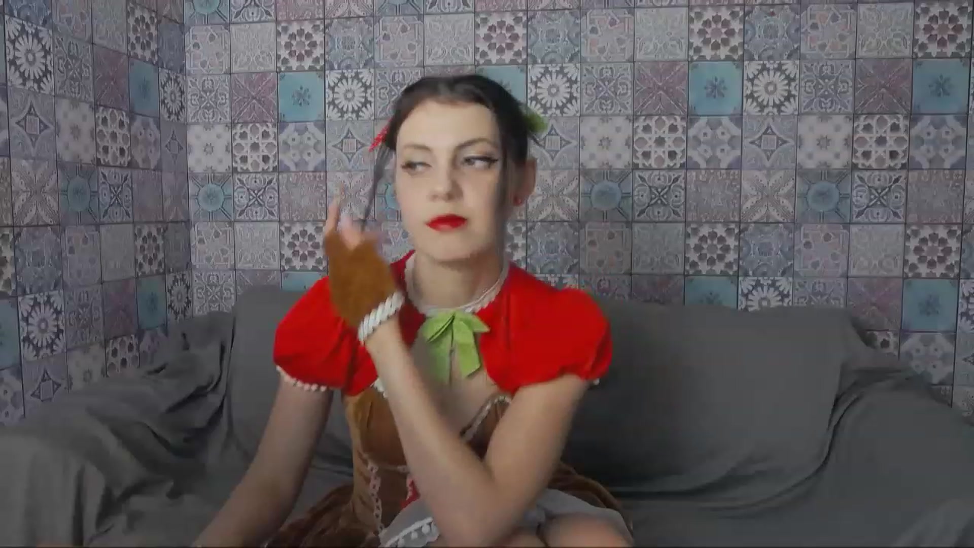 Gallery image thumbnail from MissAracely's myfreecams stream on, 12/09/2022, 16:28 image 9 of 20