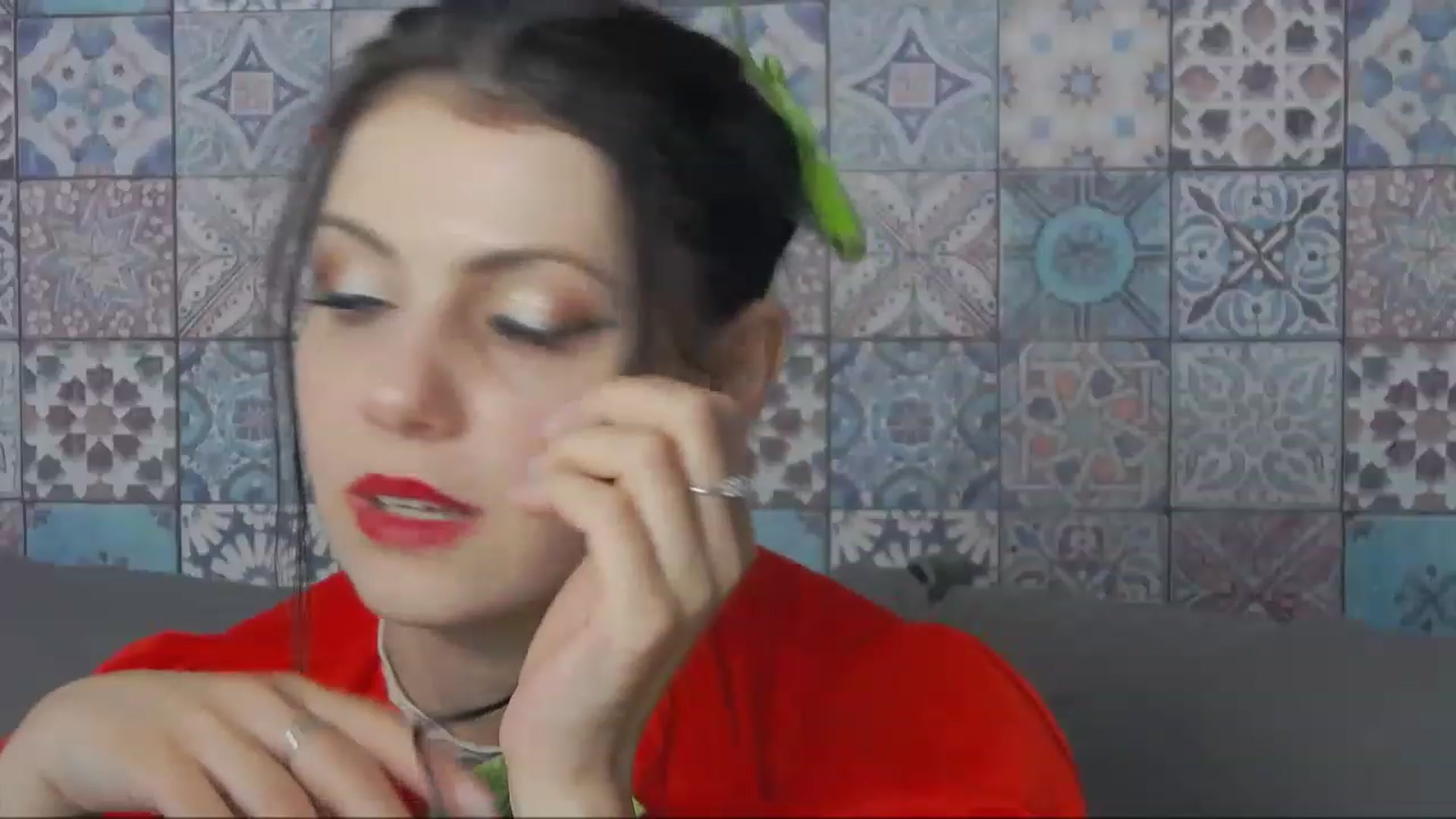 Gallery image thumbnail from MissAracely's myfreecams stream on, 12/09/2022, 21:09 image 10 of 20