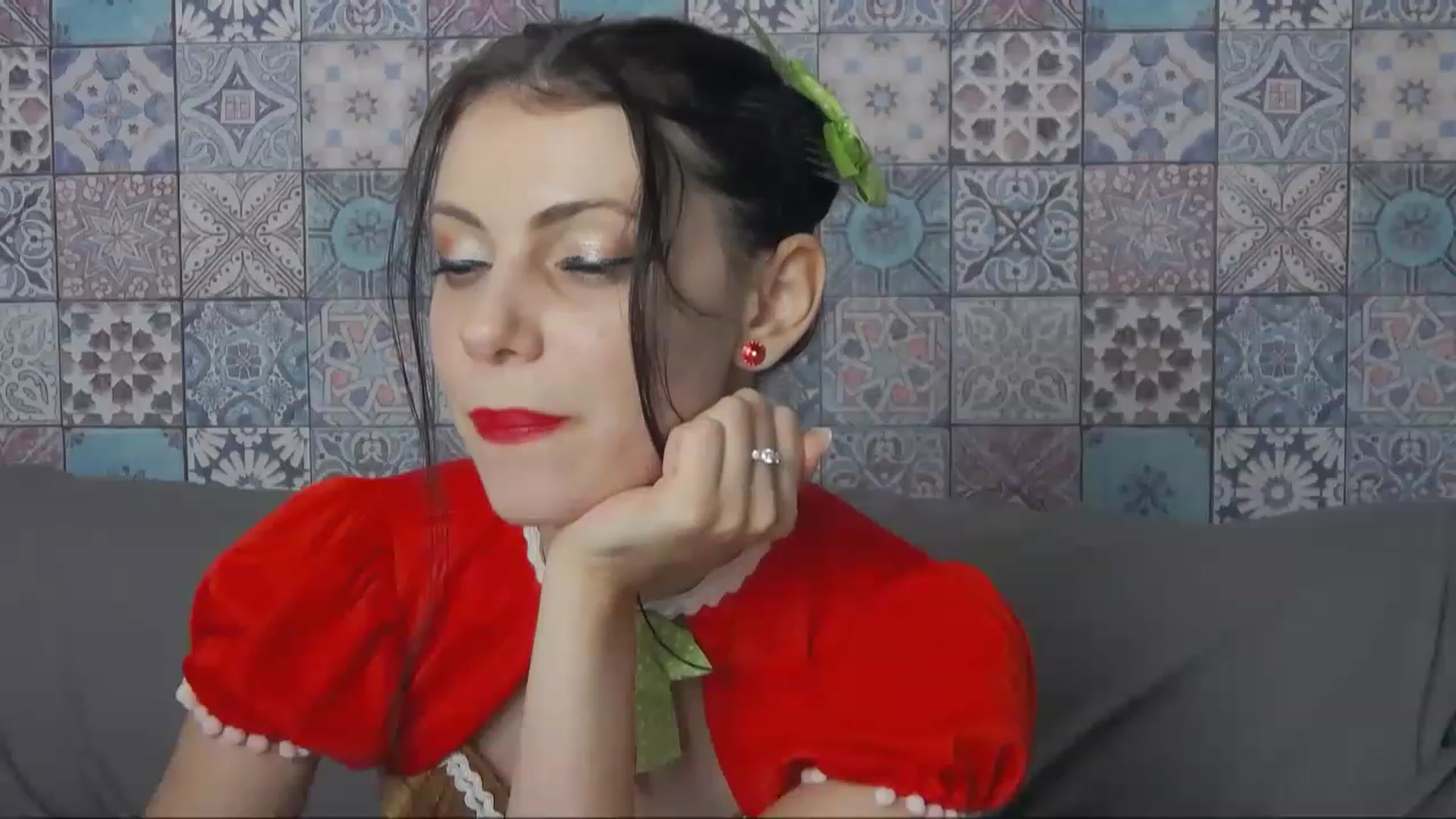 Gallery image thumbnail from MissAracely's myfreecams stream on, 12/09/2022, 21:09 image 5 of 20