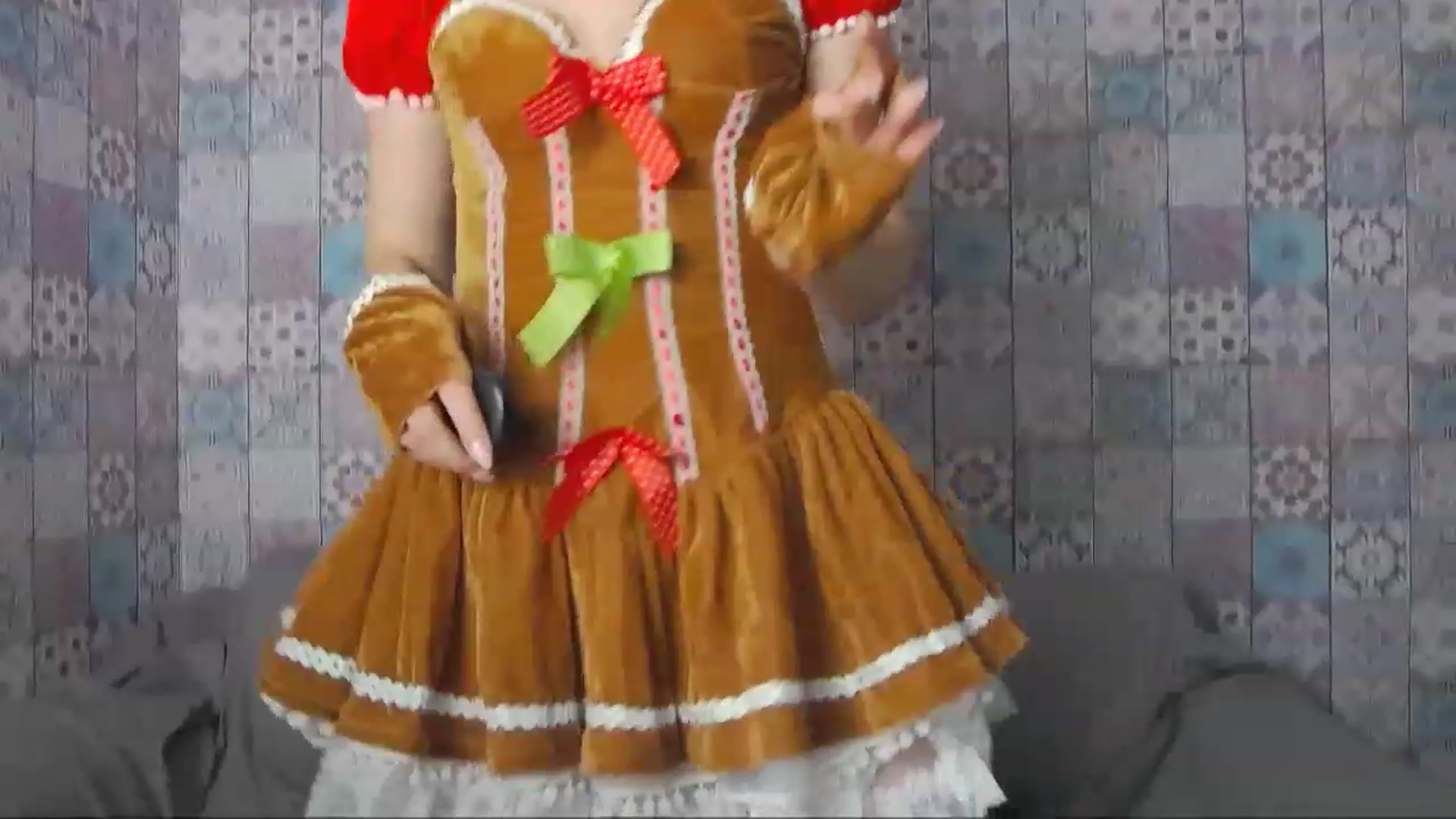 Gallery image thumbnail from MissAracely's myfreecams stream on, 12/09/2022, 21:09 image 3 of 20
