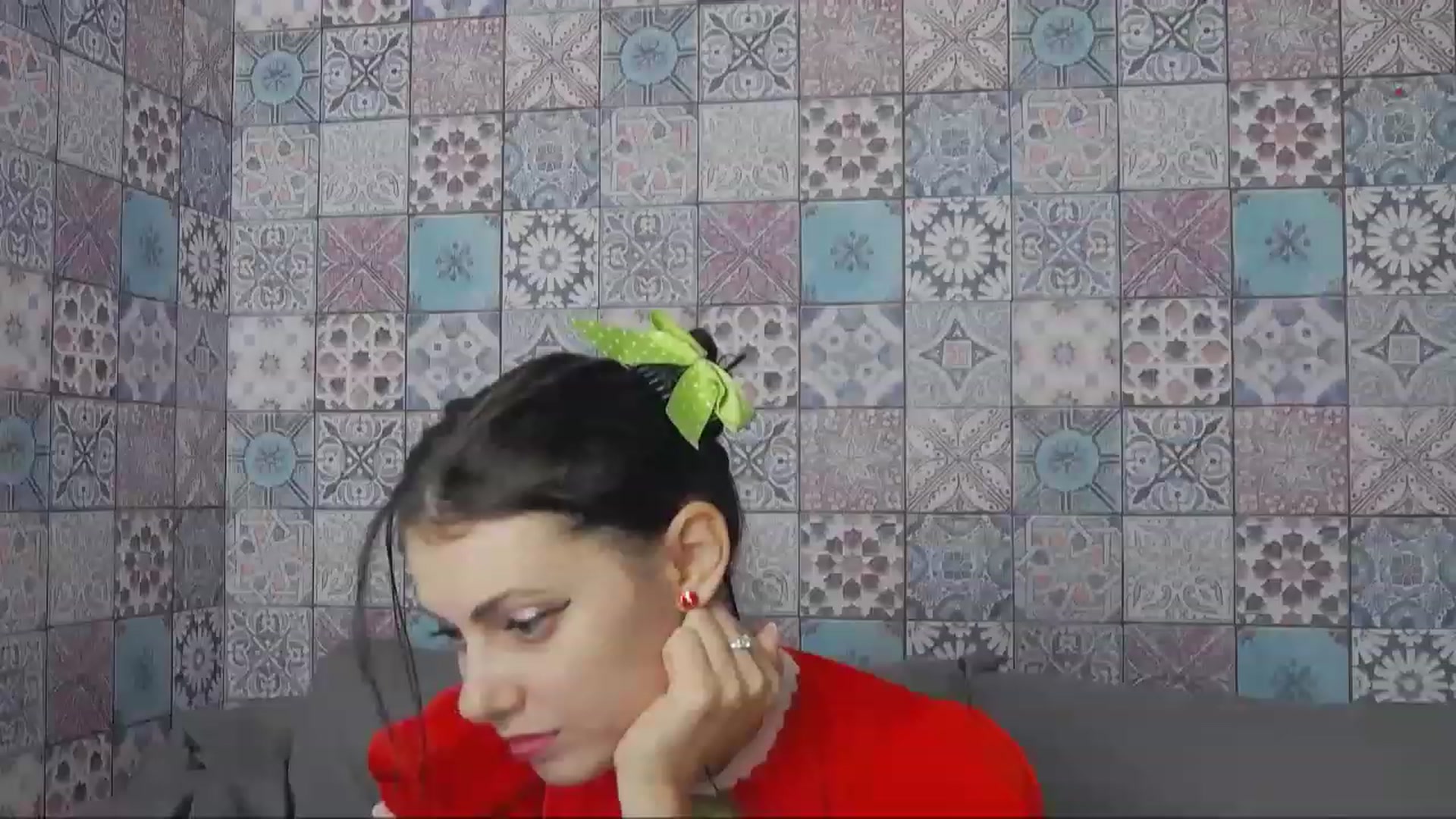 Gallery image thumbnail from MissAracely's myfreecams stream on, 12/09/2022, 21:09 image 18 of 20