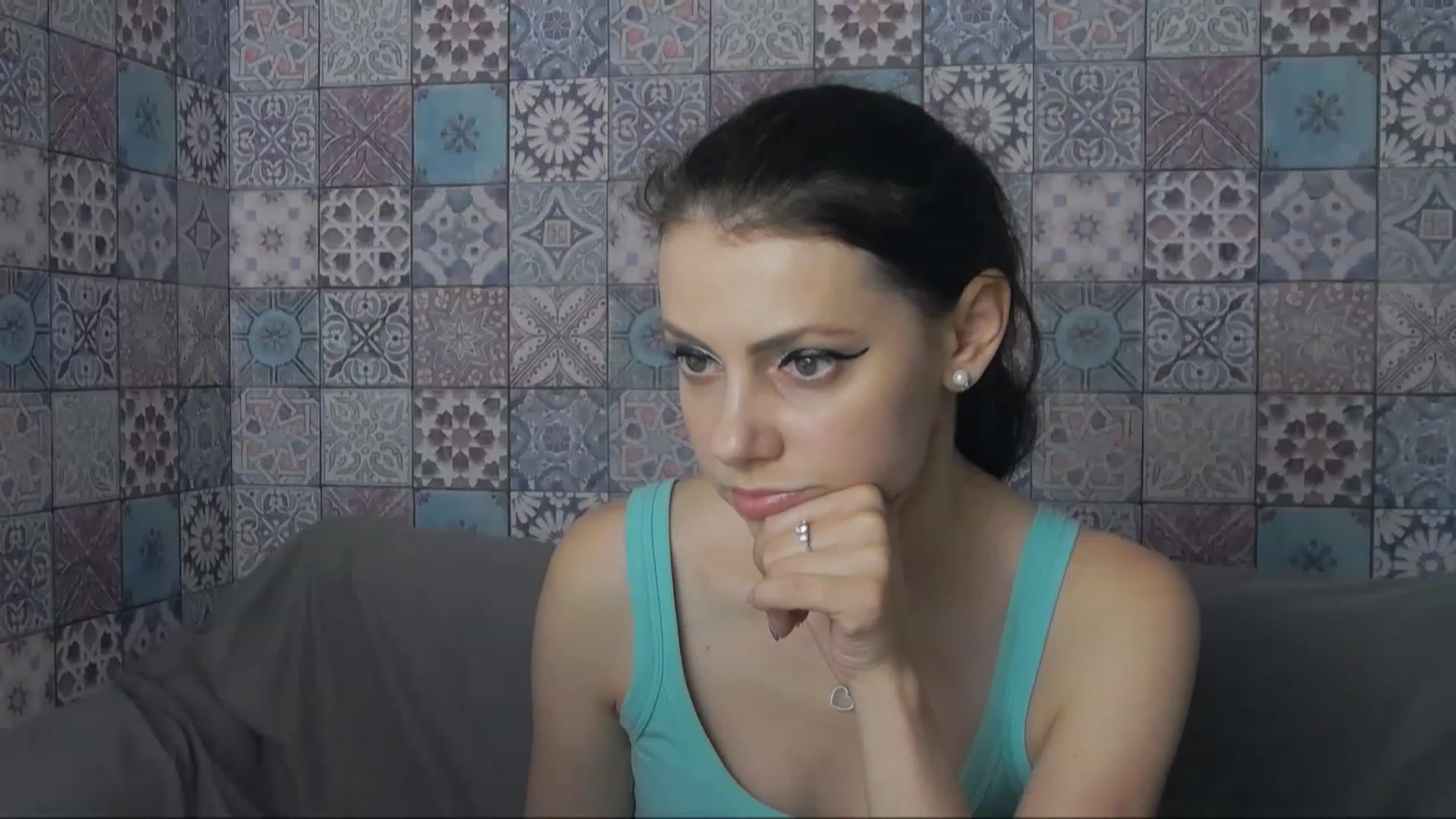 Gallery image thumbnail from MissAracely's myfreecams stream on, 12/10/2022, 21:22 image 7 of 20