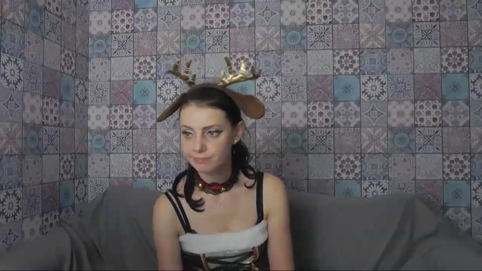 Gallery image thumbnail from MissAracely's myfreecams stream on, 12/10/2022, 21:22 image 20 of 20