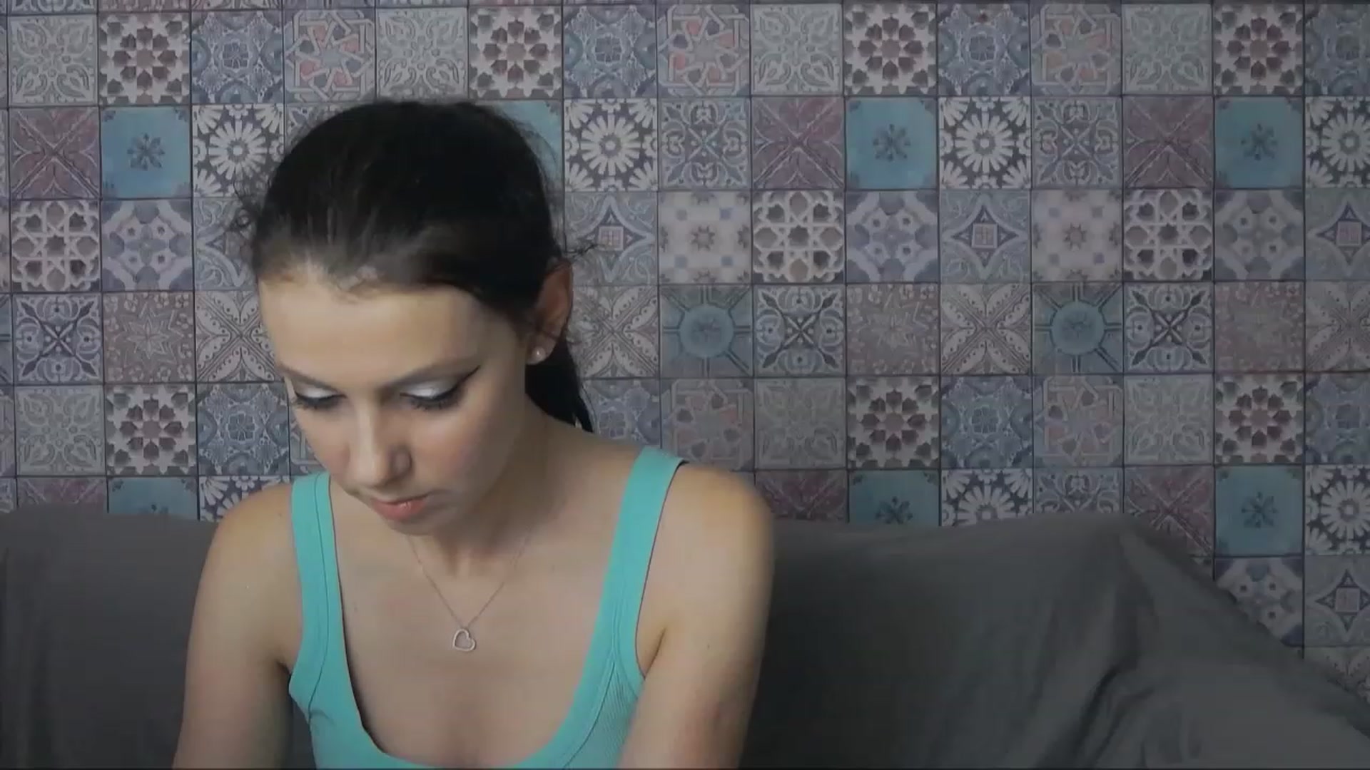 Gallery image thumbnail from MissAracely's myfreecams stream on, 12/10/2022, 21:22 image 2 of 20