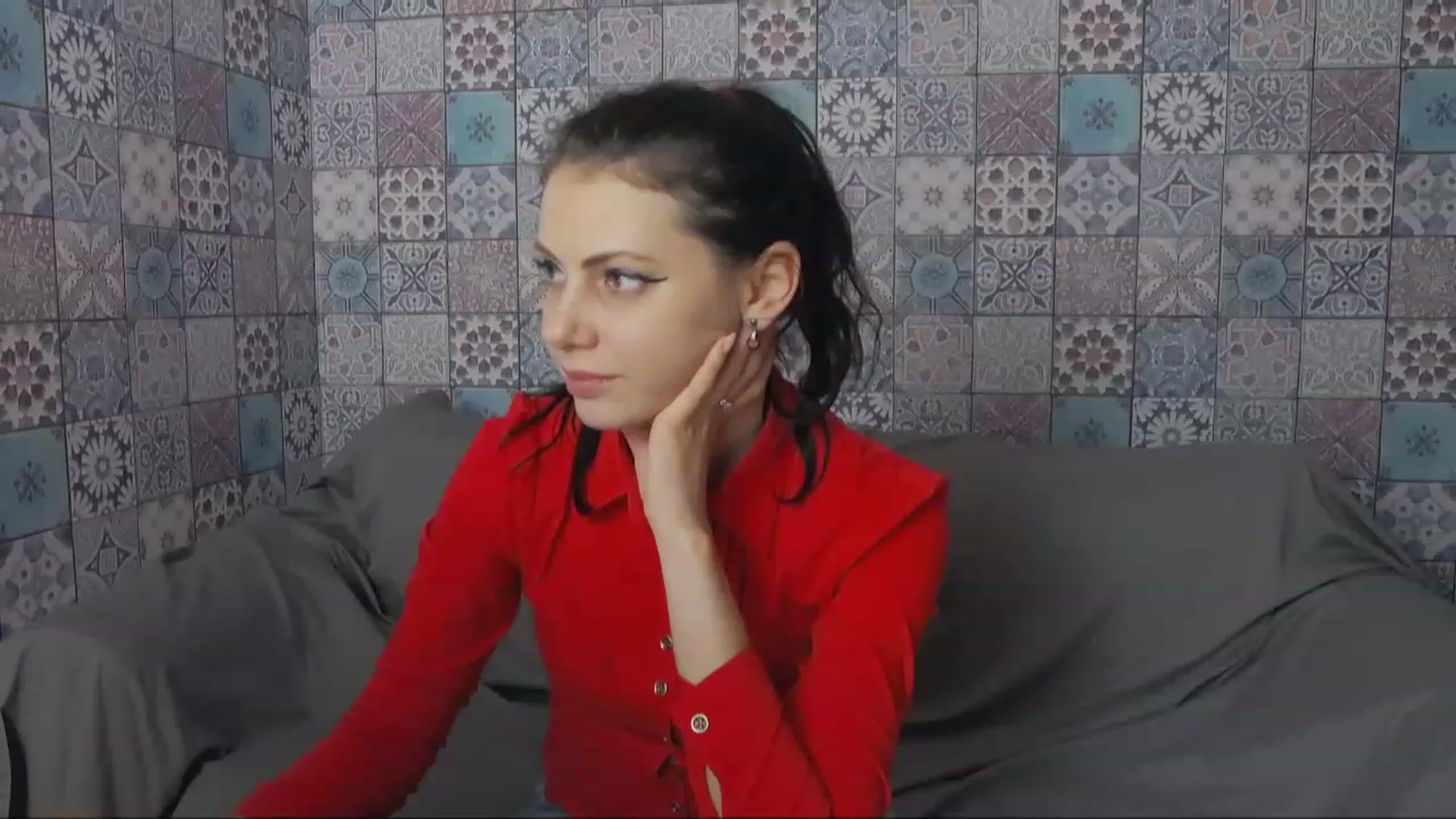 Gallery image thumbnail from MissAracely's myfreecams stream on, 12/11/2022, 19:44 image 10 of 20