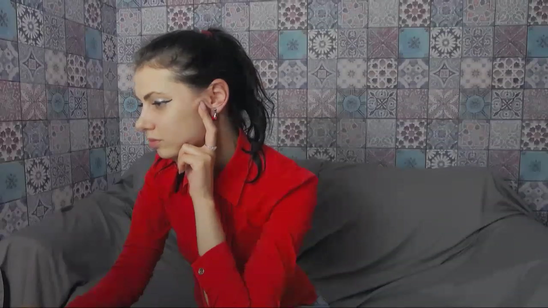Gallery image thumbnail from MissAracely's myfreecams stream on, 12/11/2022, 19:44 image 13 of 20