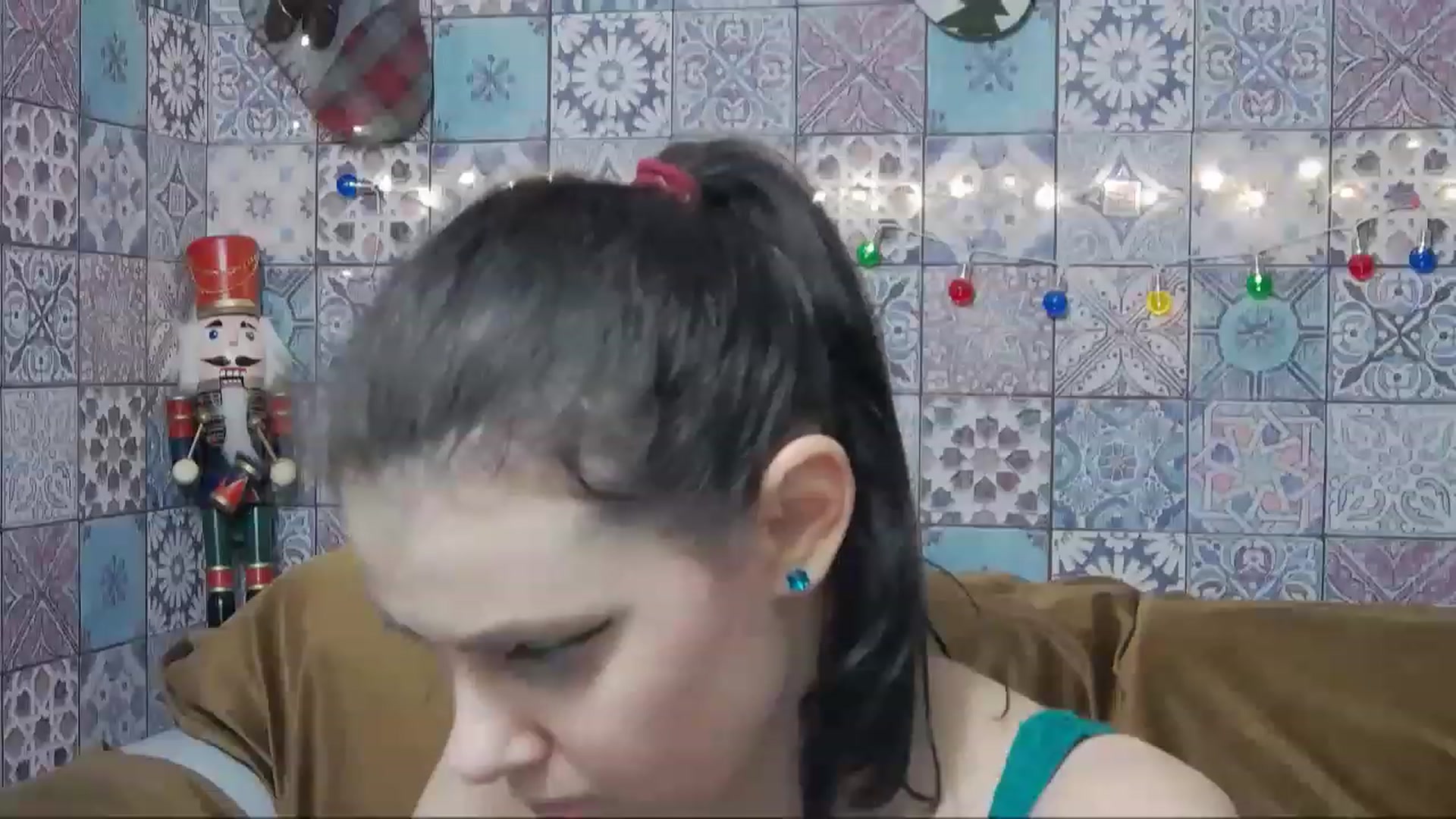 Gallery image thumbnail from MissAracely's myfreecams stream on, 12/19/2022, 17:30 image 9 of 20